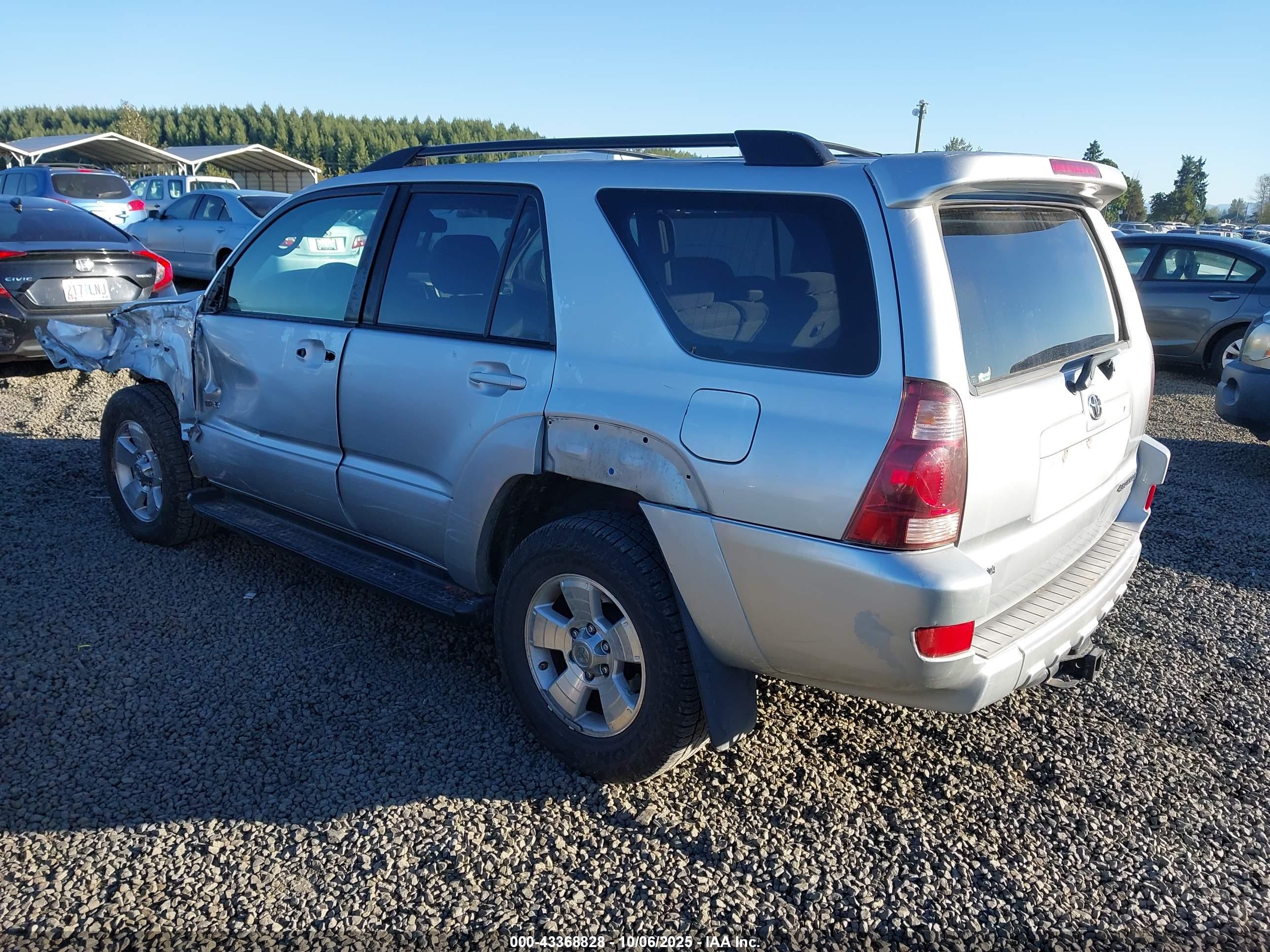TOYOTA 4RUNNER image 3