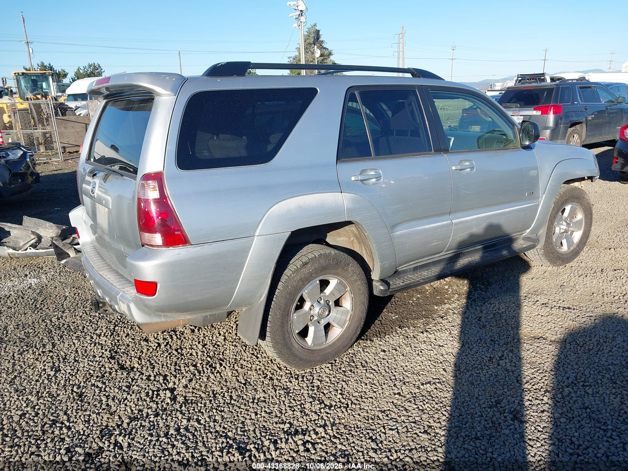 TOYOTA 4RUNNER image 4