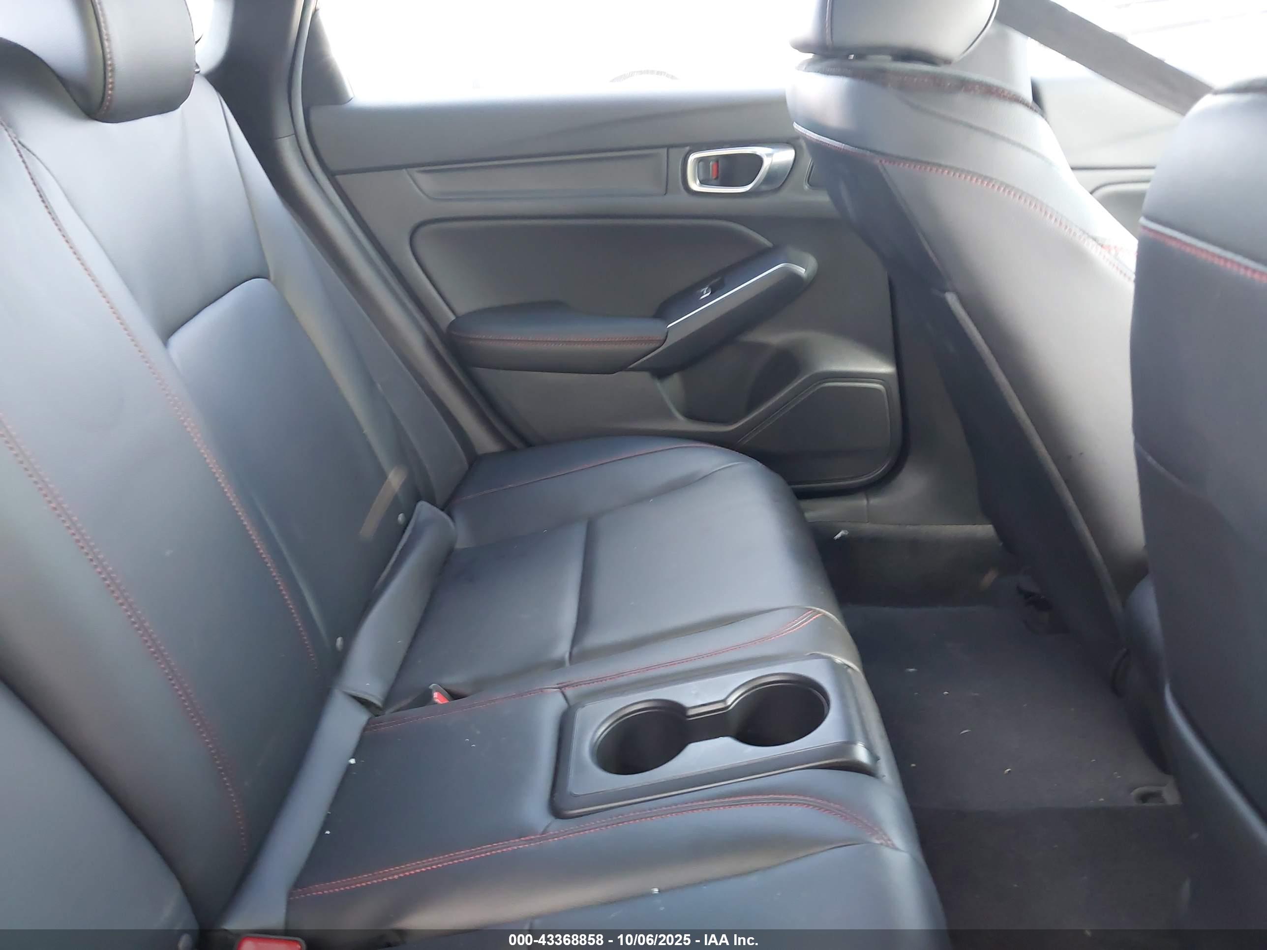 ACURA INTEGRA image 8