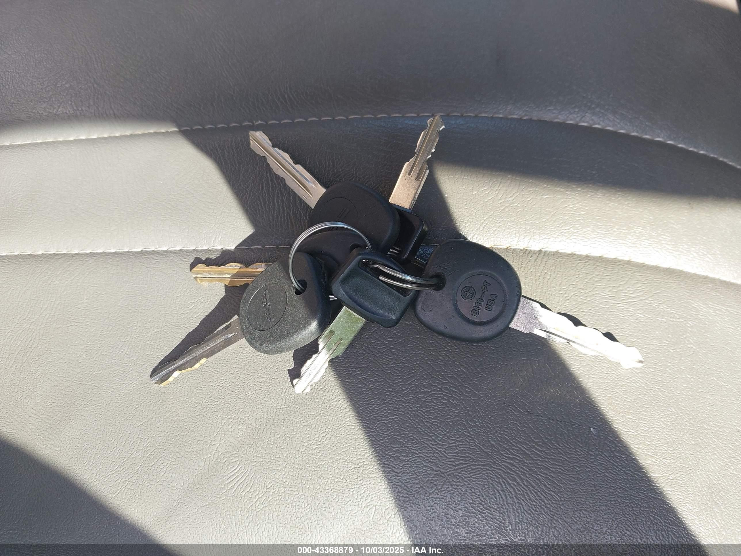 CHEVROLET EXPRESS image 11