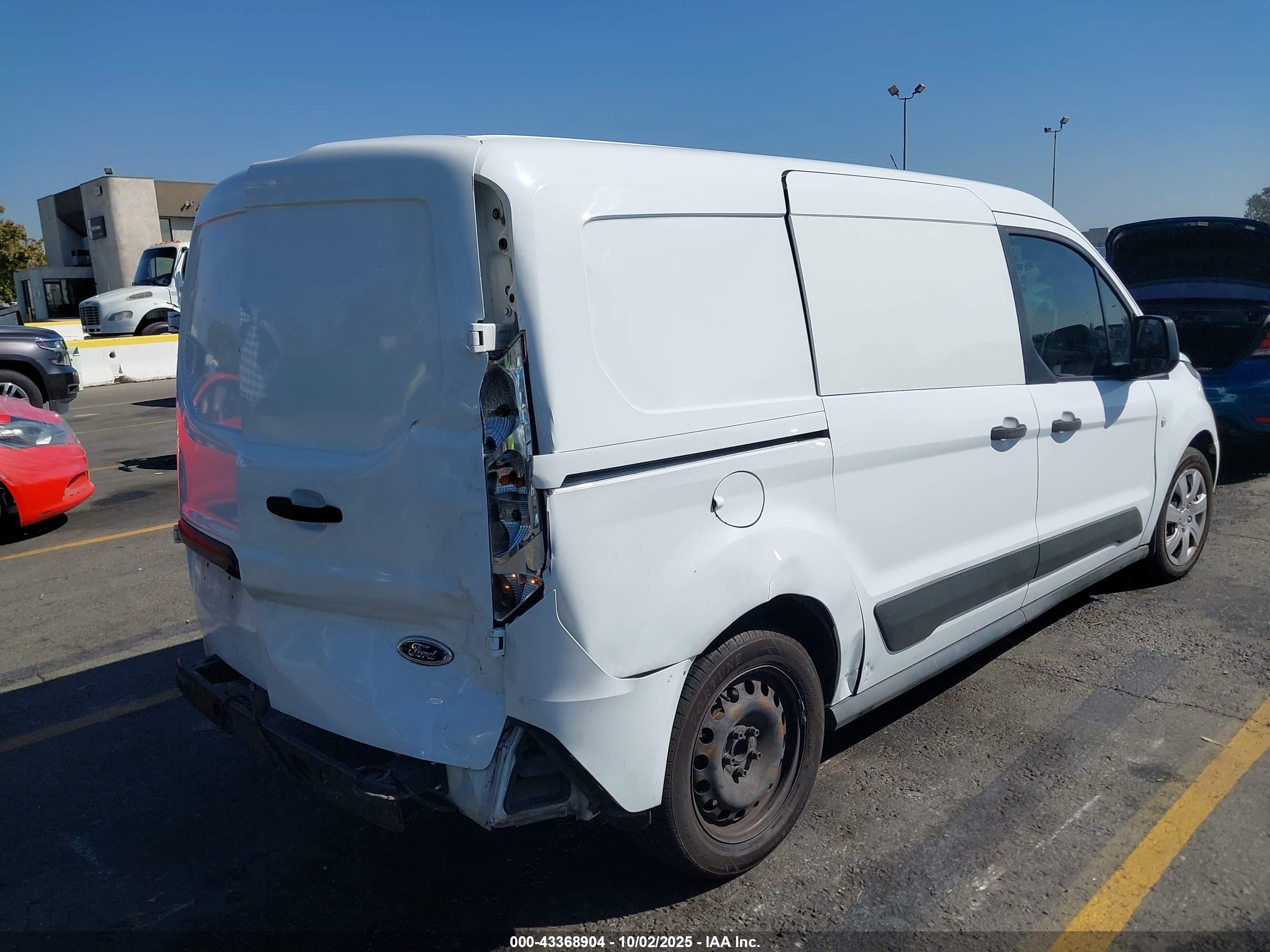 FORD TRANSIT image 4