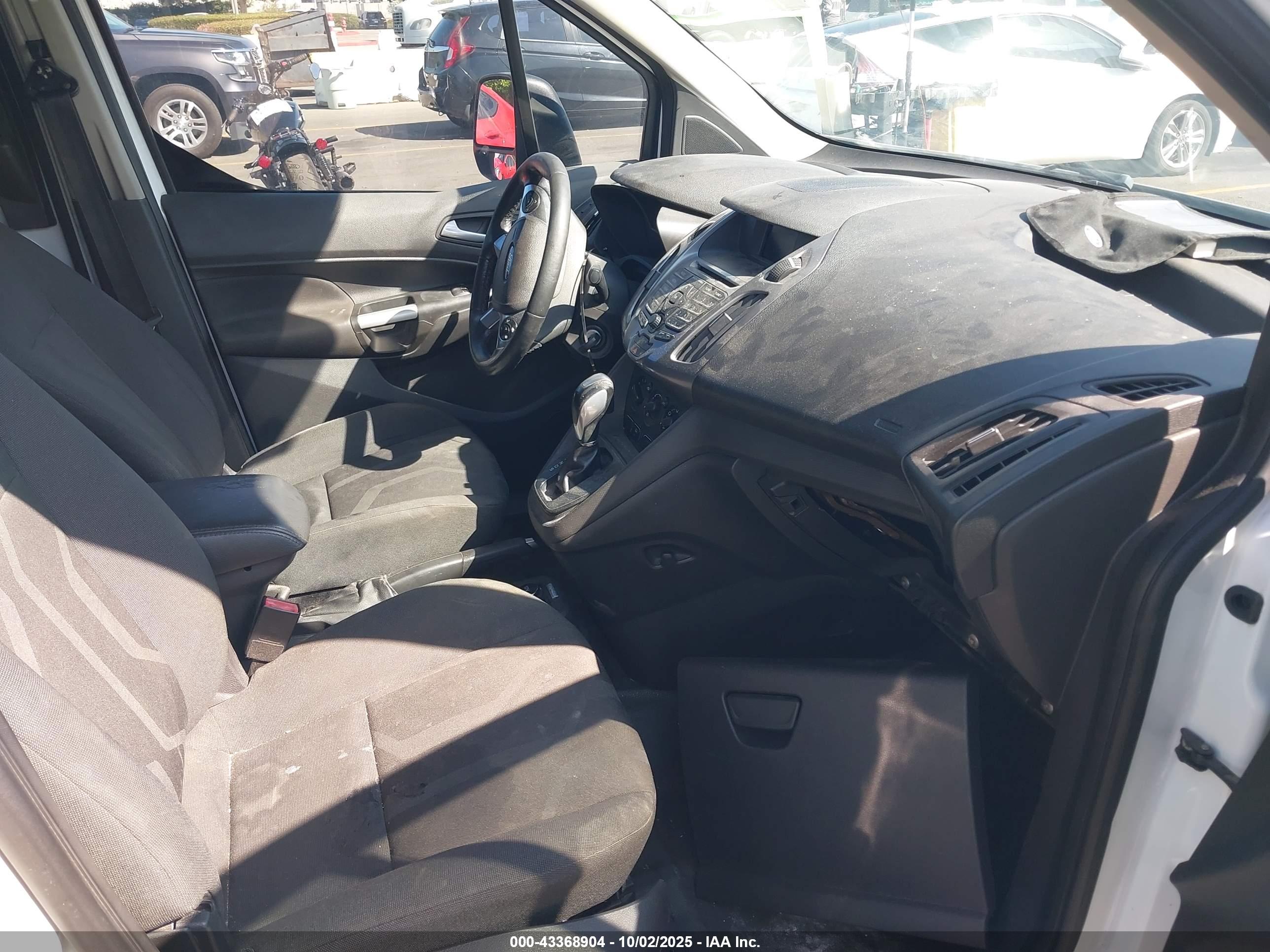 FORD TRANSIT image 5