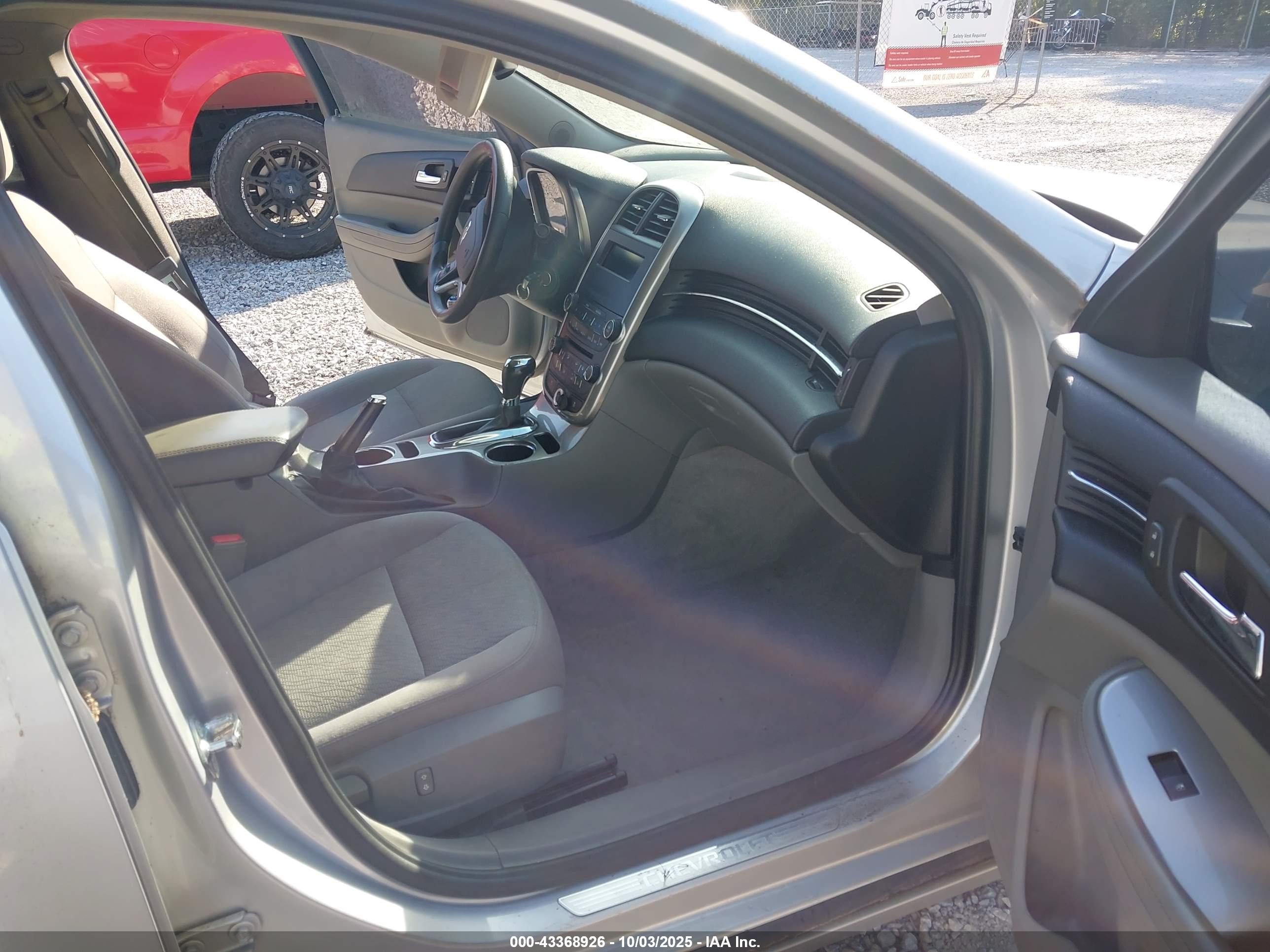 CHEVROLET MALIBU image 5