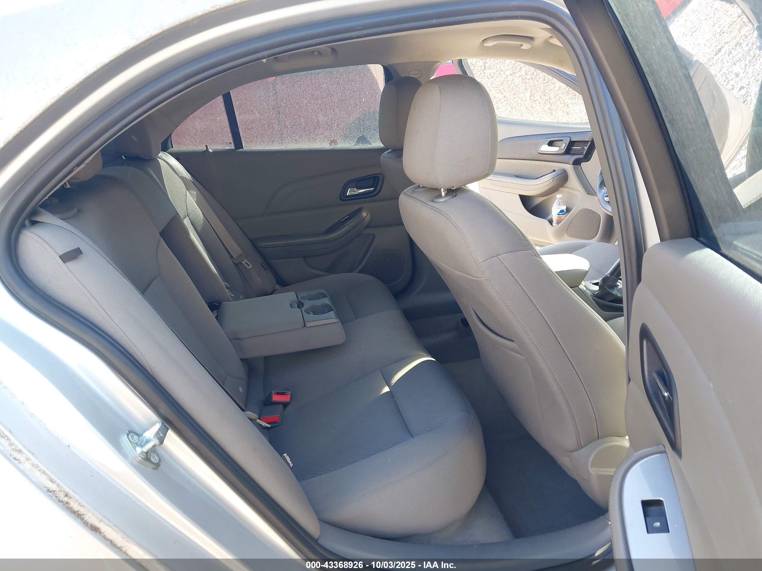 CHEVROLET MALIBU image 8