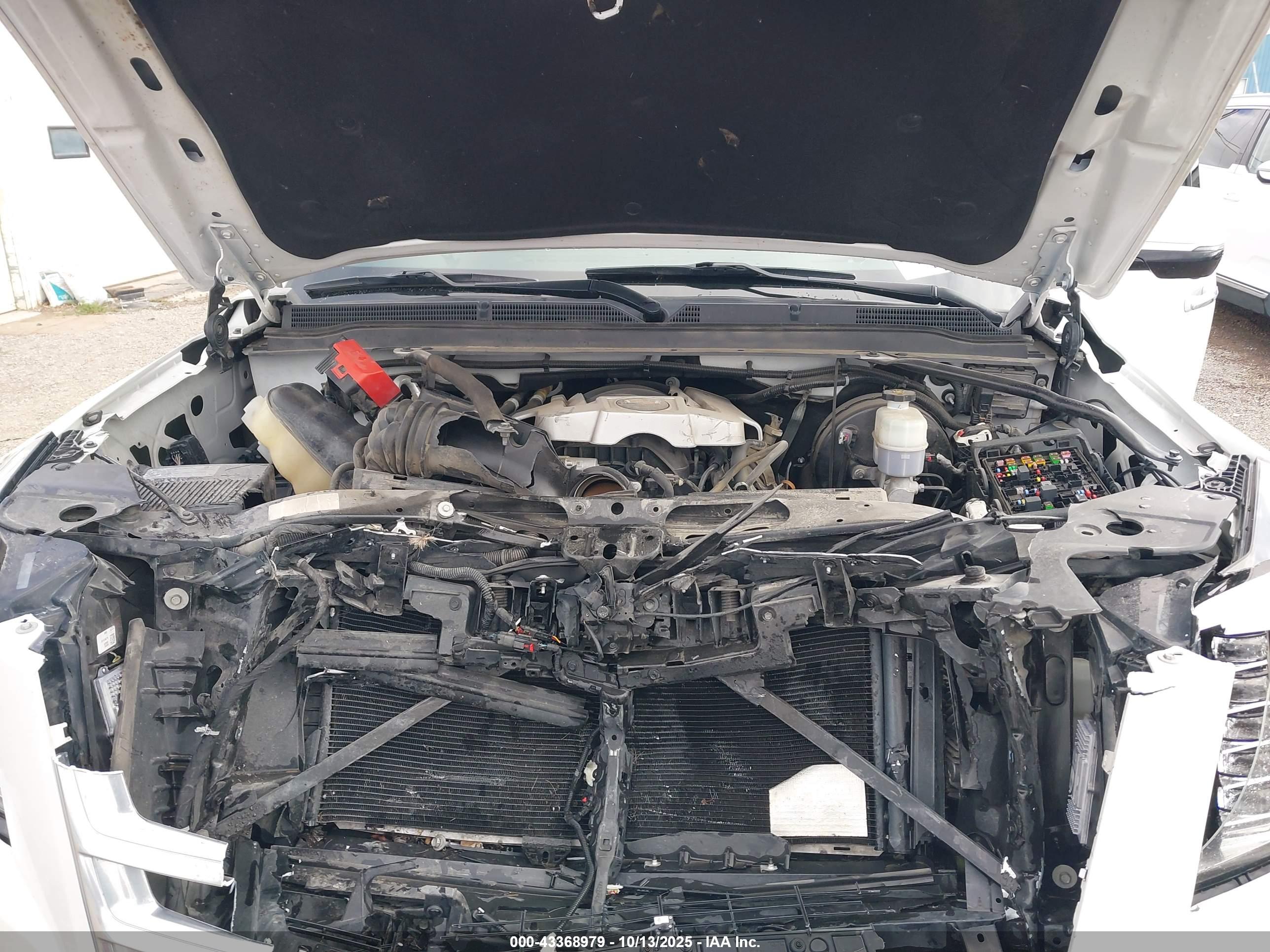 CADILLAC ESCALADE image 10