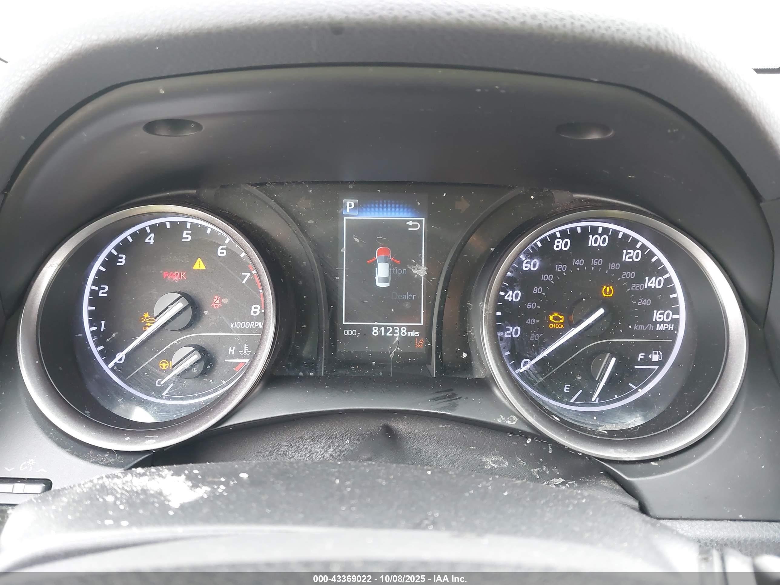 TOYOTA CAMRY image 7