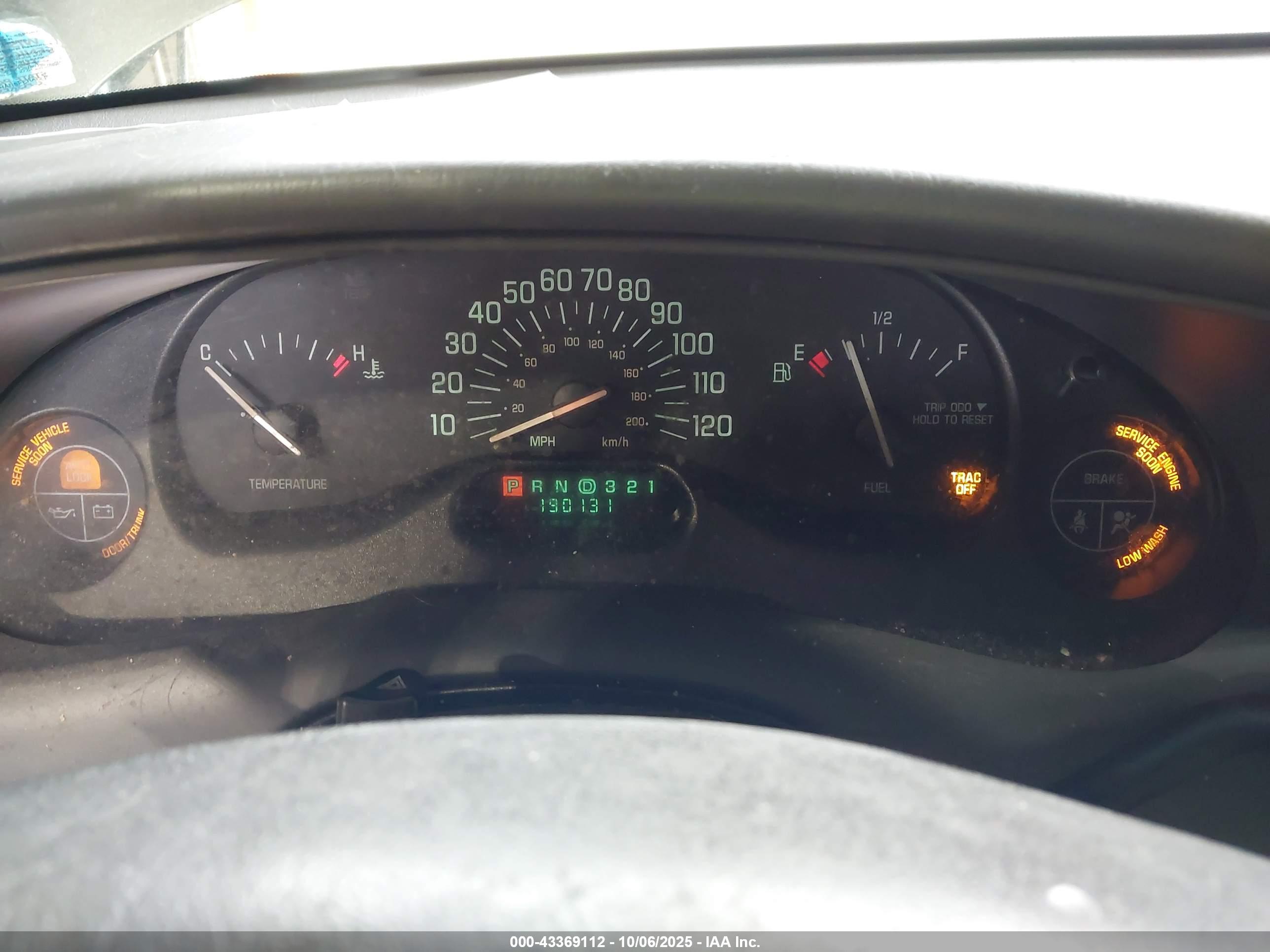 BUICK CENTURY image 7
