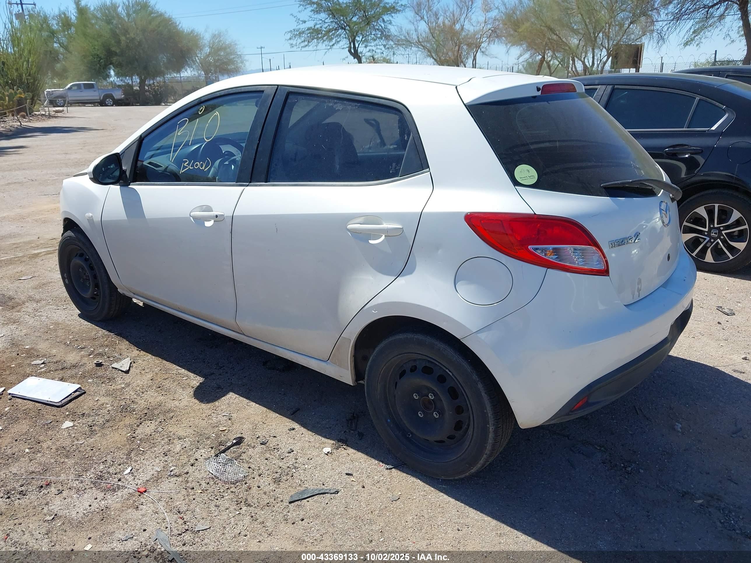 MAZDA MAZDA2 image 3