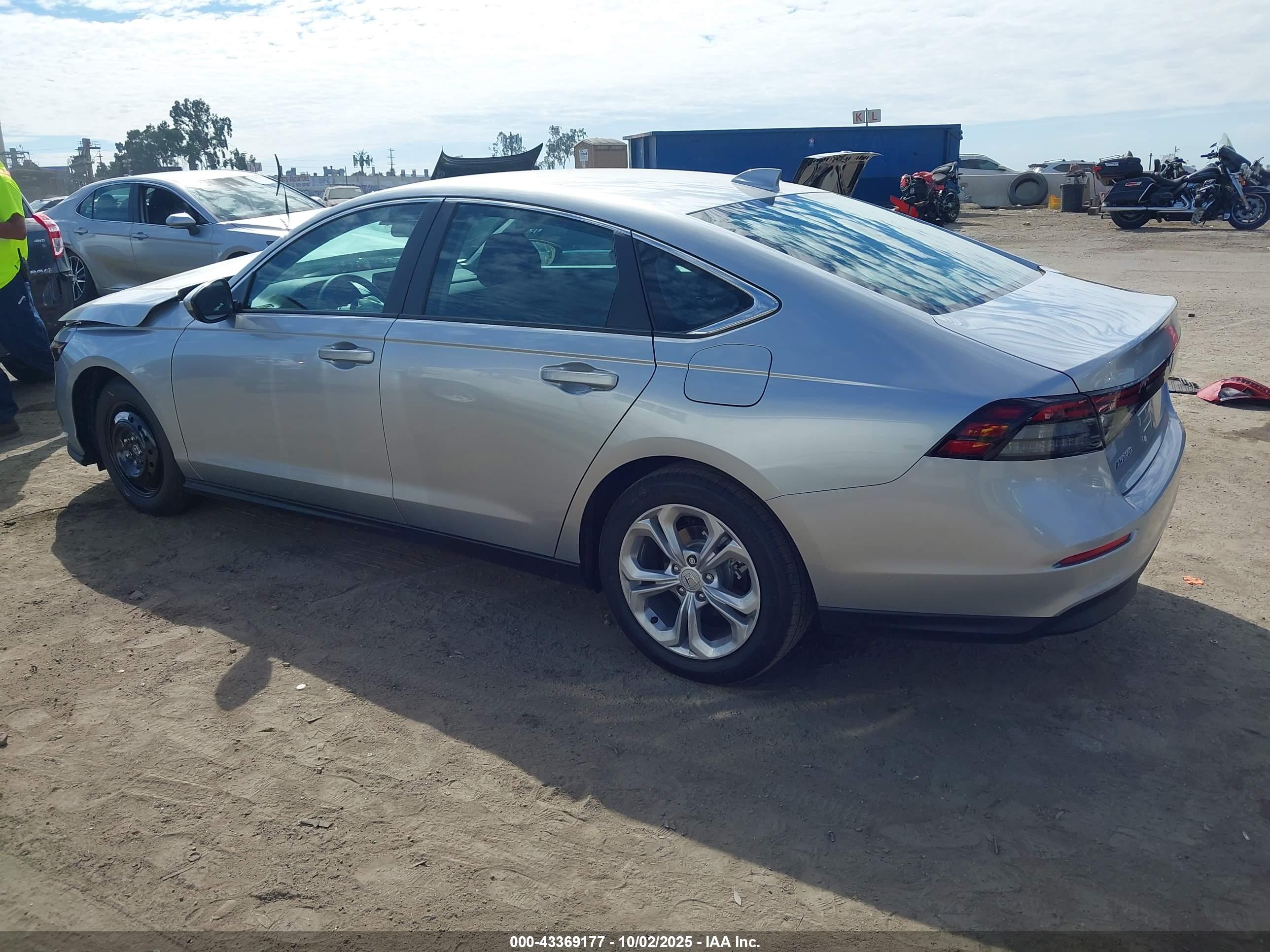 HONDA ACCORD image 3