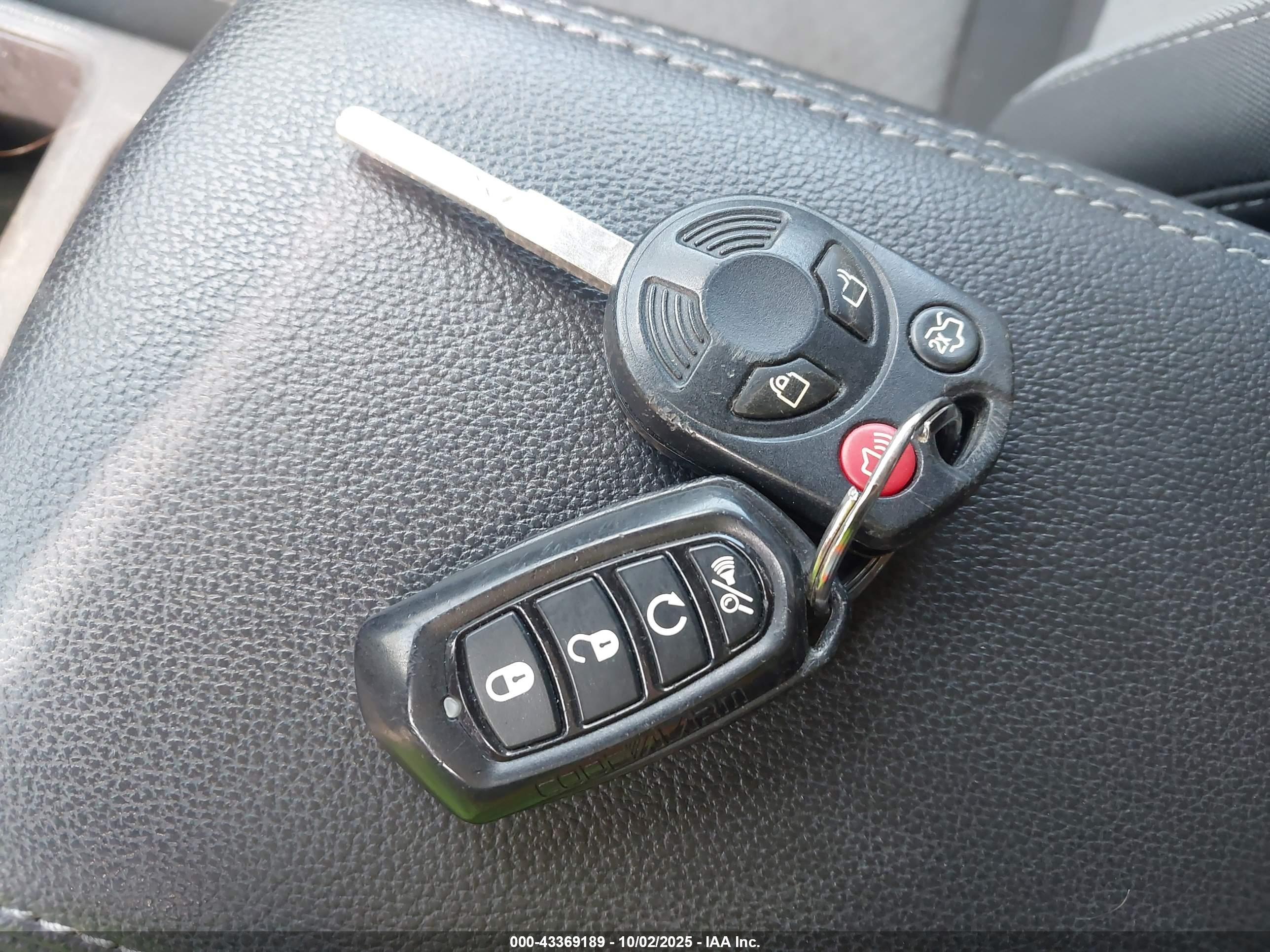 FORD ESCAPE image 11