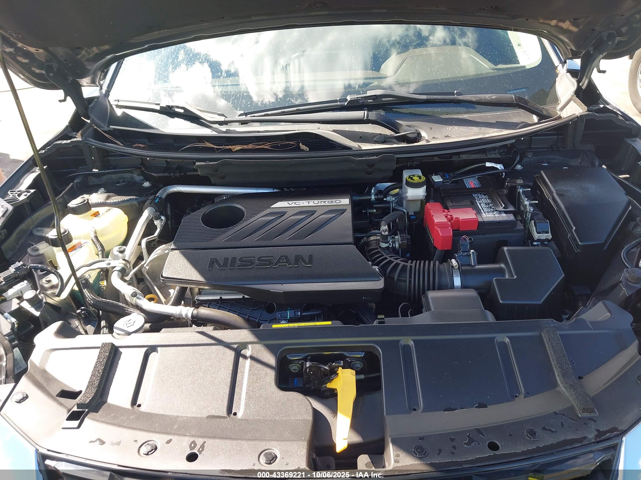 NISSAN ROGUE image 10