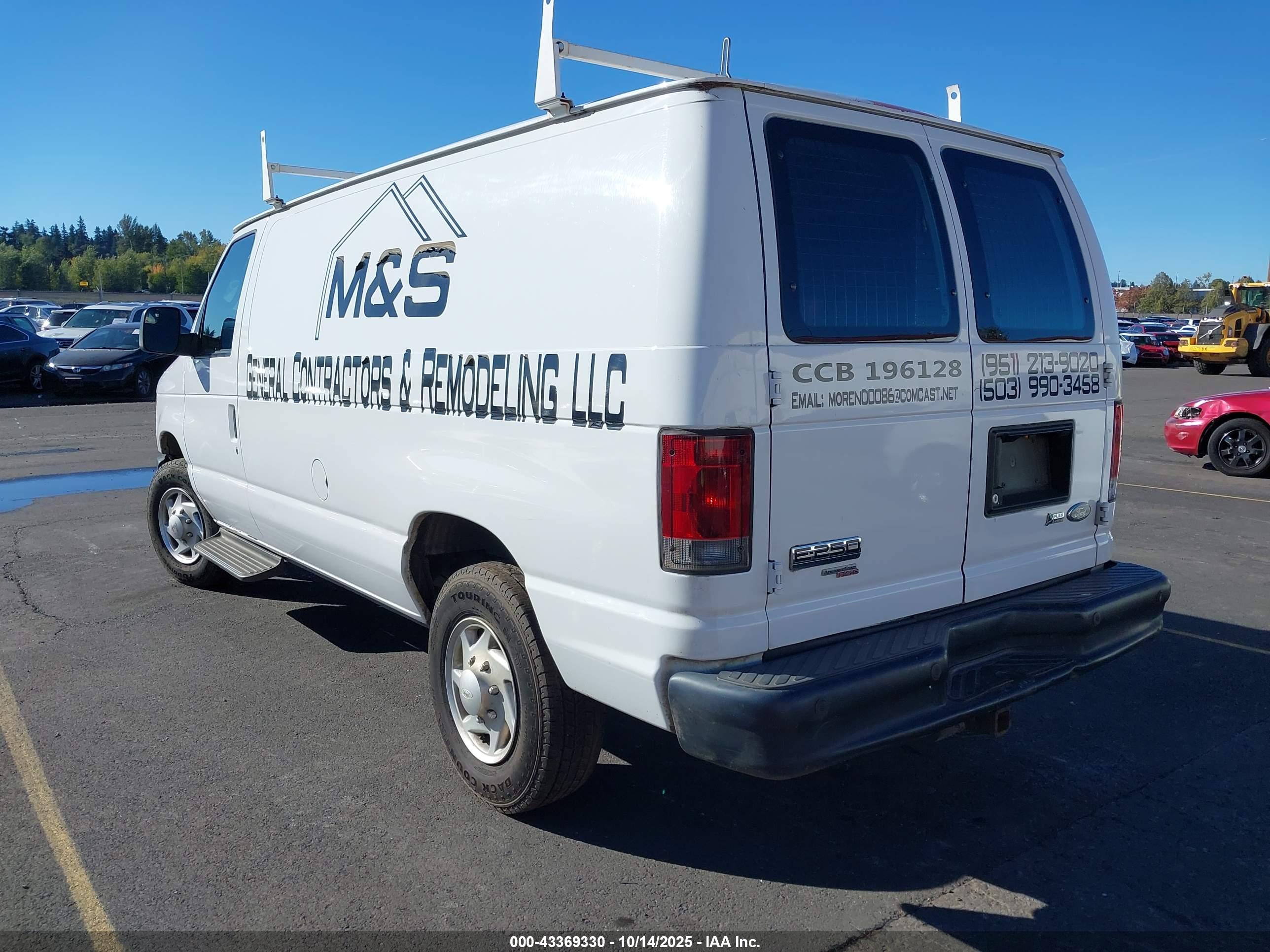 FORD E-250 image 3