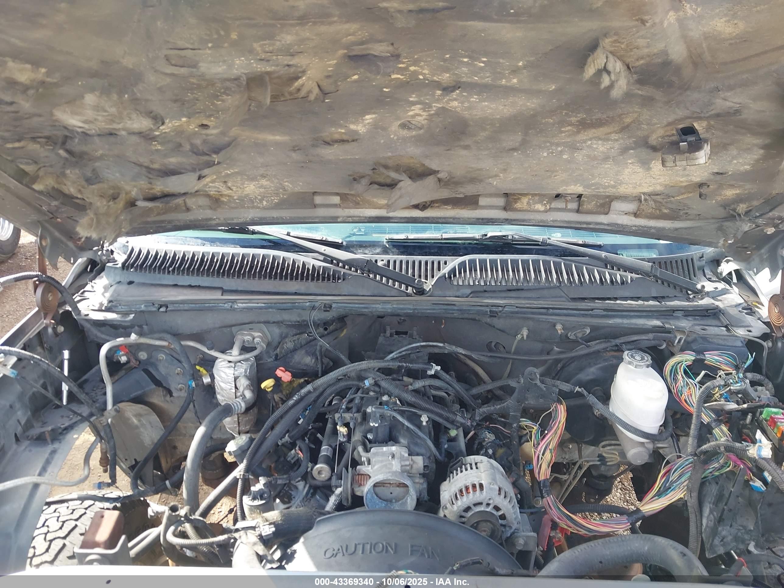 CHEVROLET SILVERADO image 10