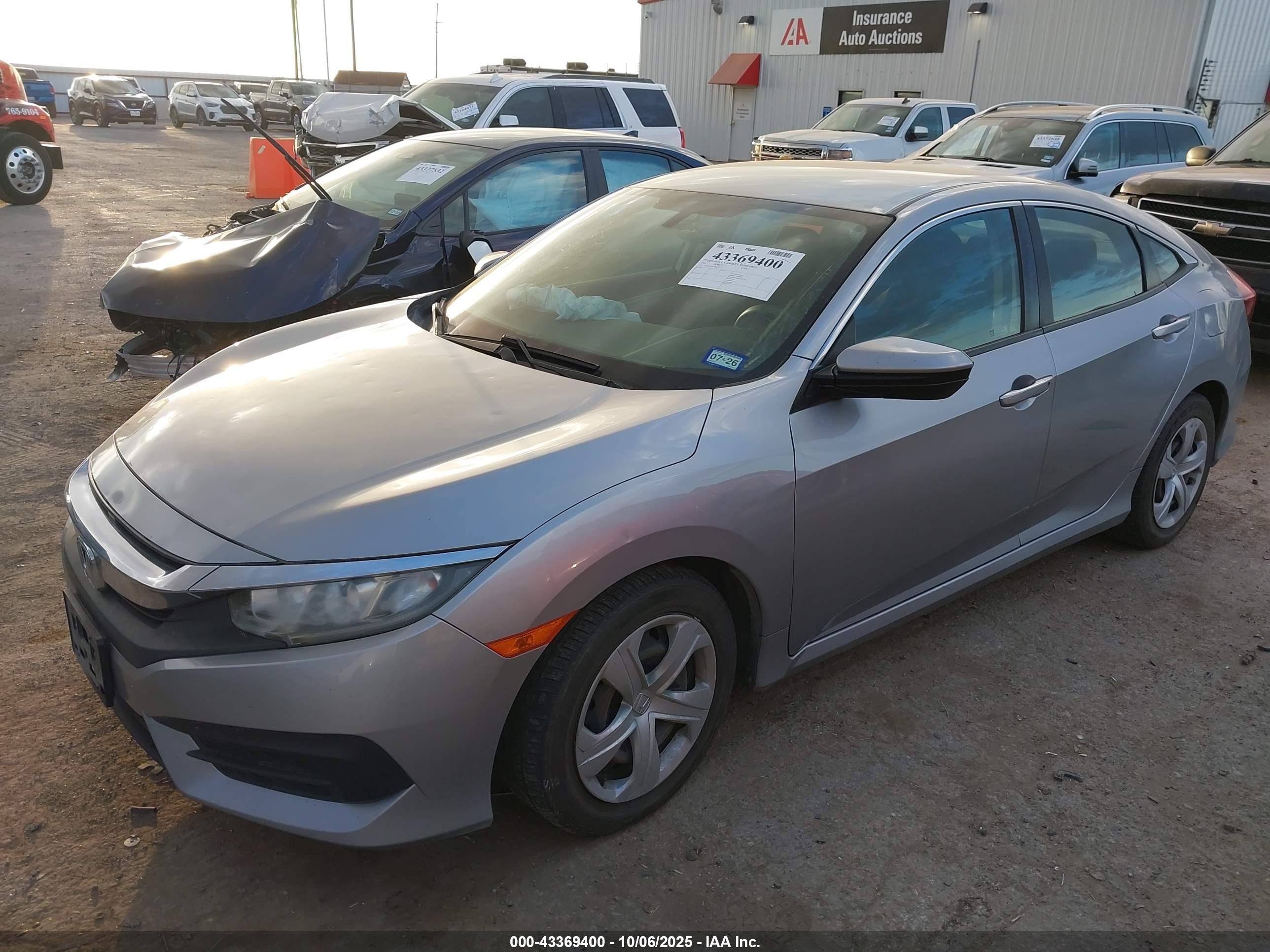 HONDA CIVIC image 2