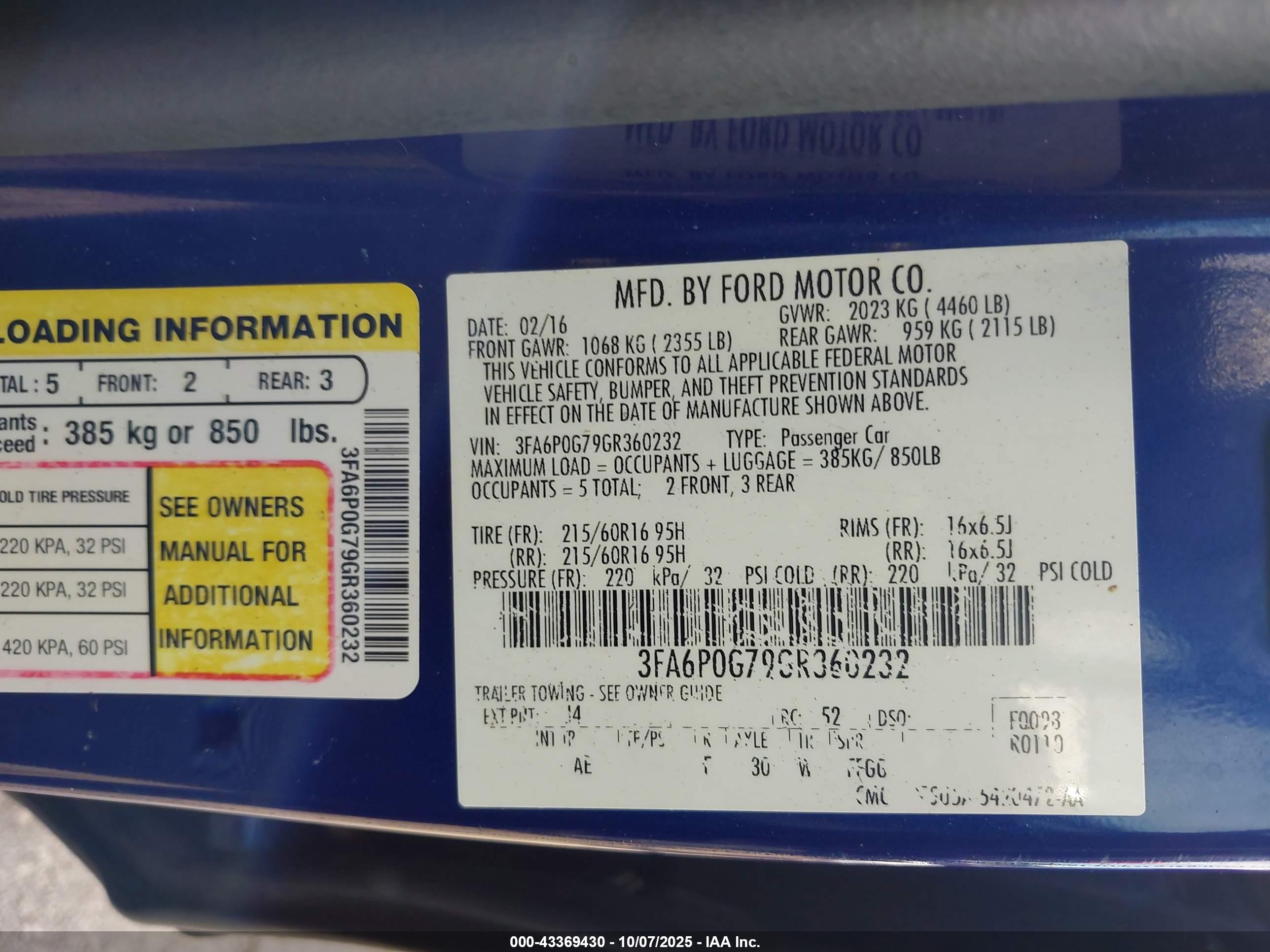 FORD FUSION image 9