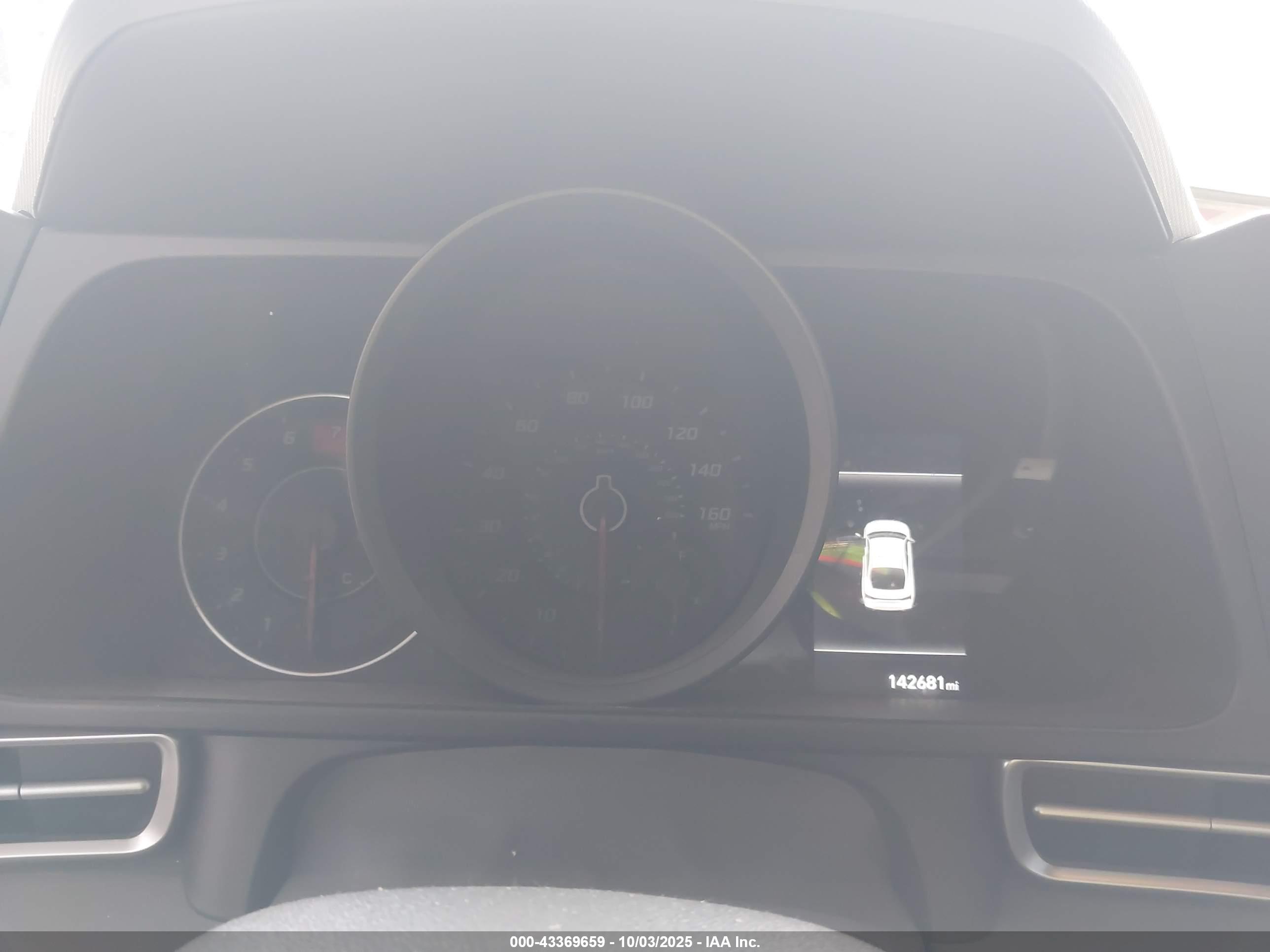 HYUNDAI ELANTRA image 7