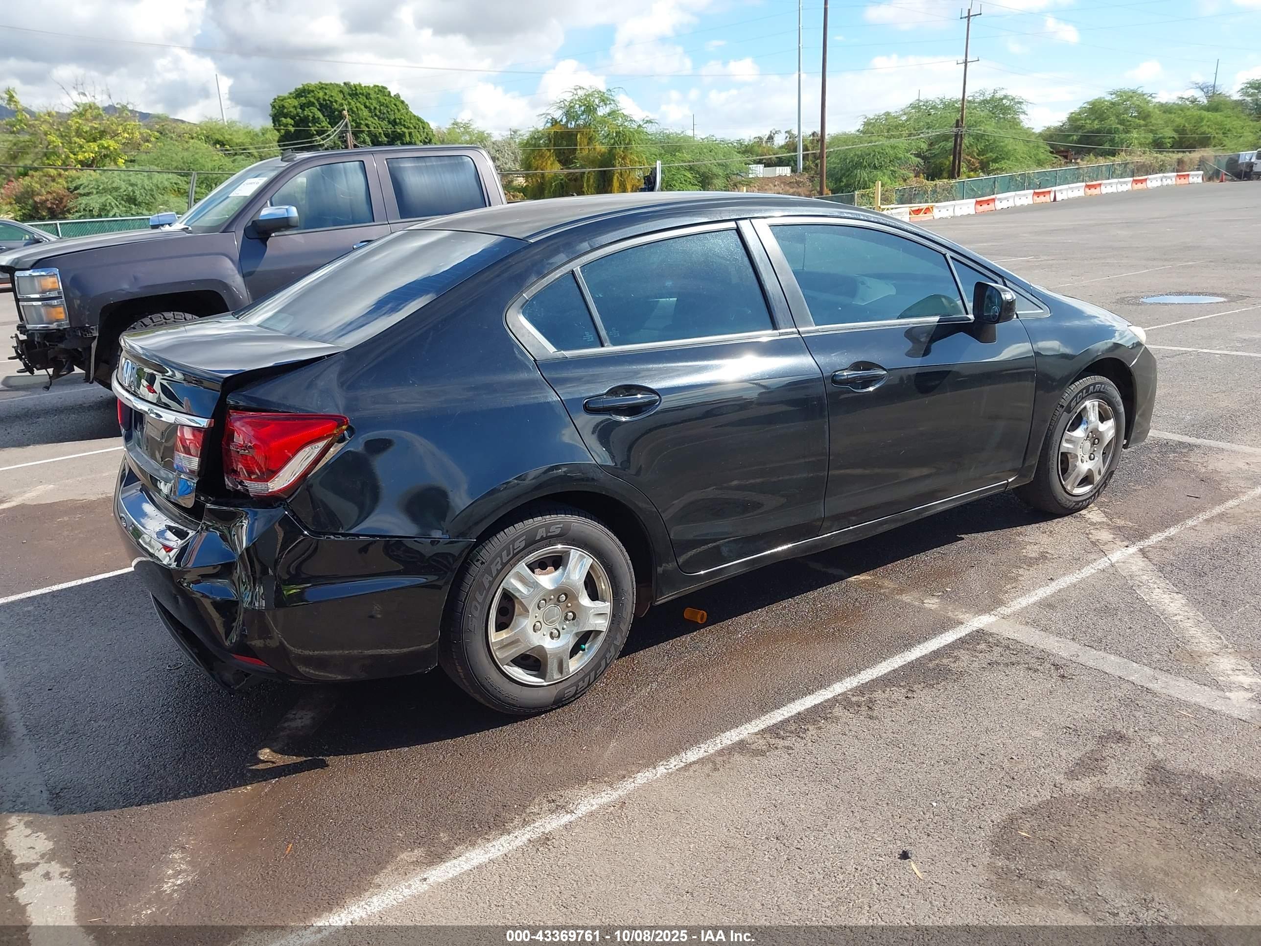 HONDA CIVIC image 4