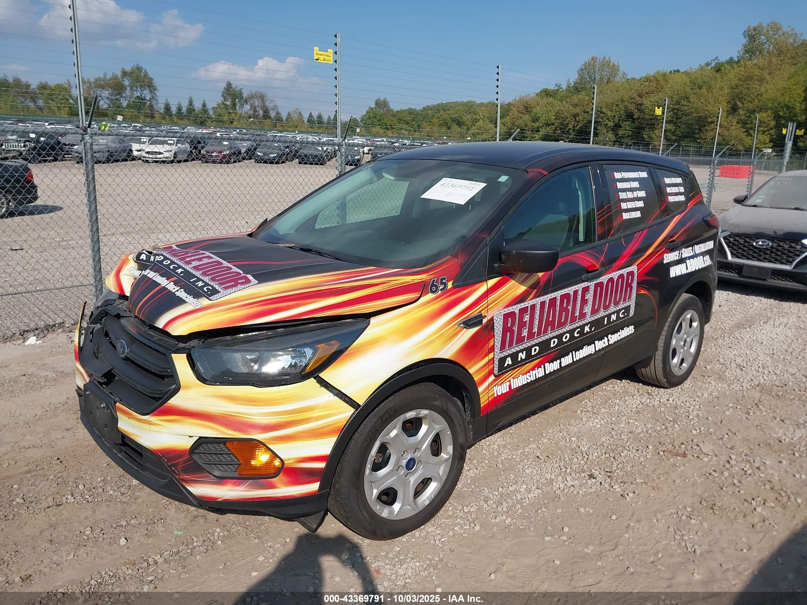 FORD ESCAPE image 2