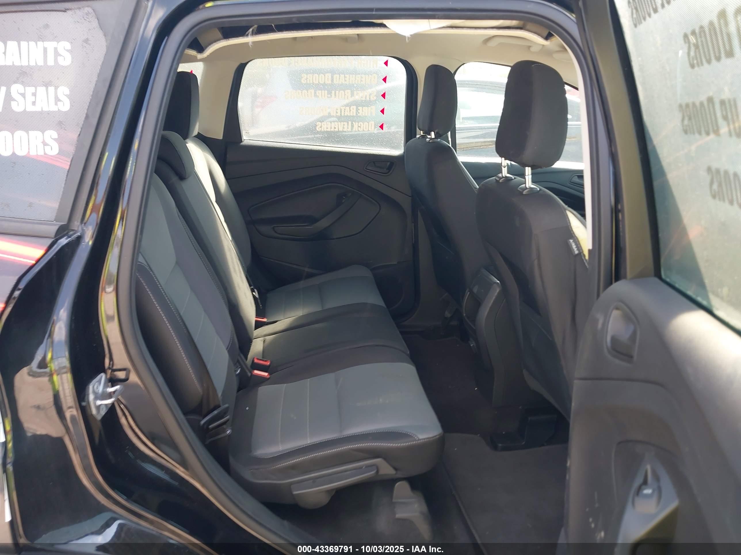 FORD ESCAPE image 8