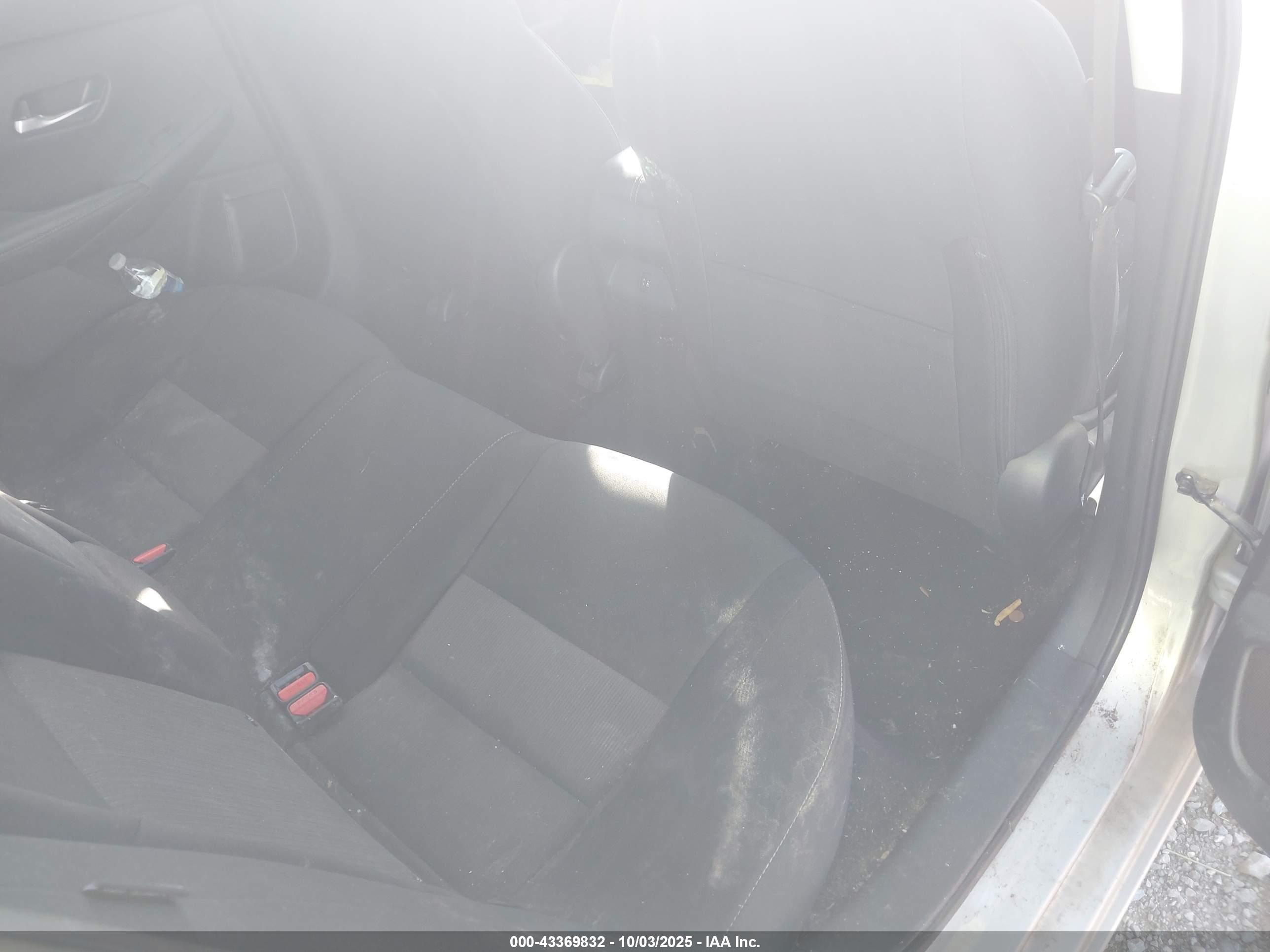 NISSAN SENTRA image 8