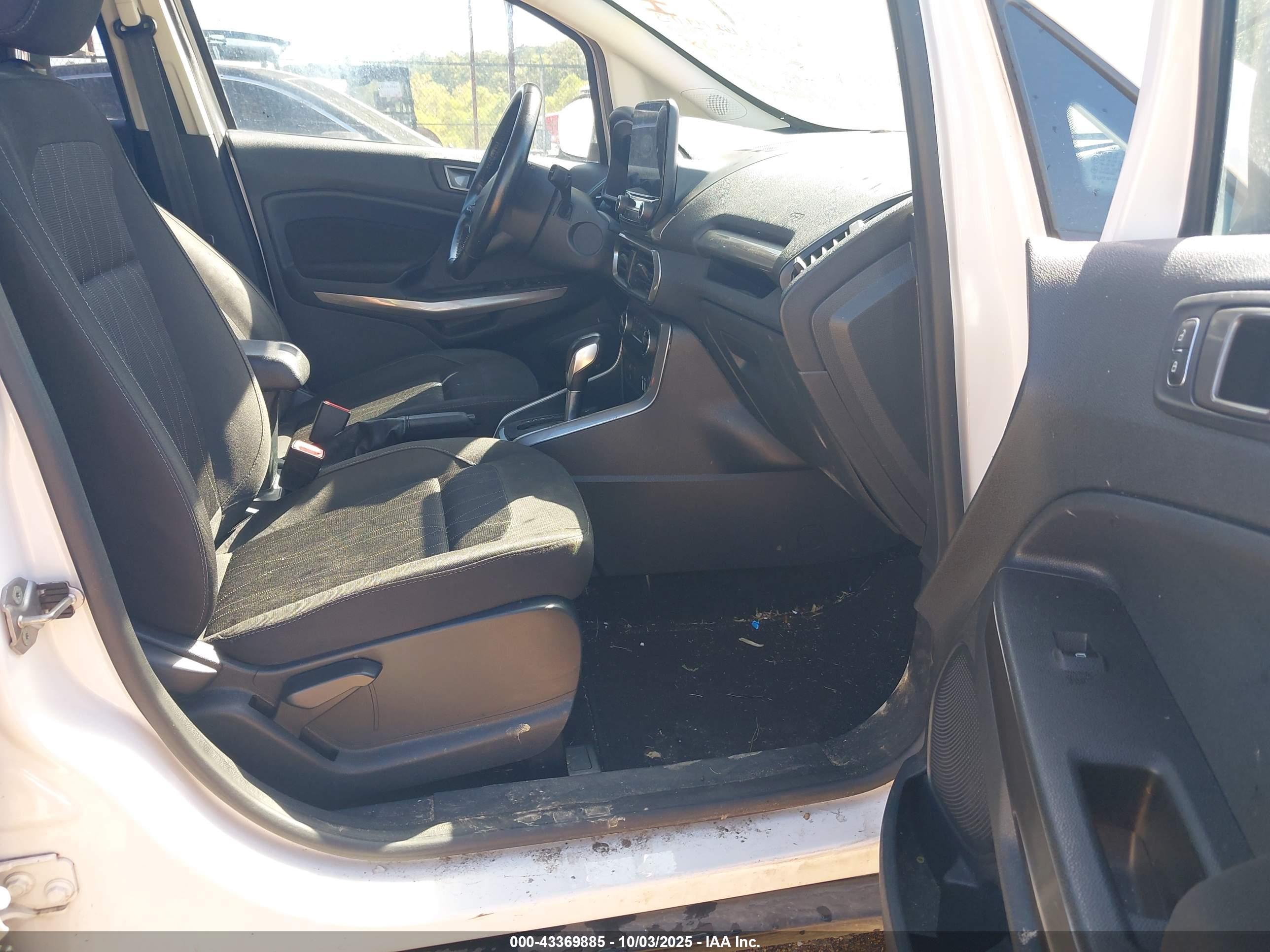 FORD ECOSPORT image 5
