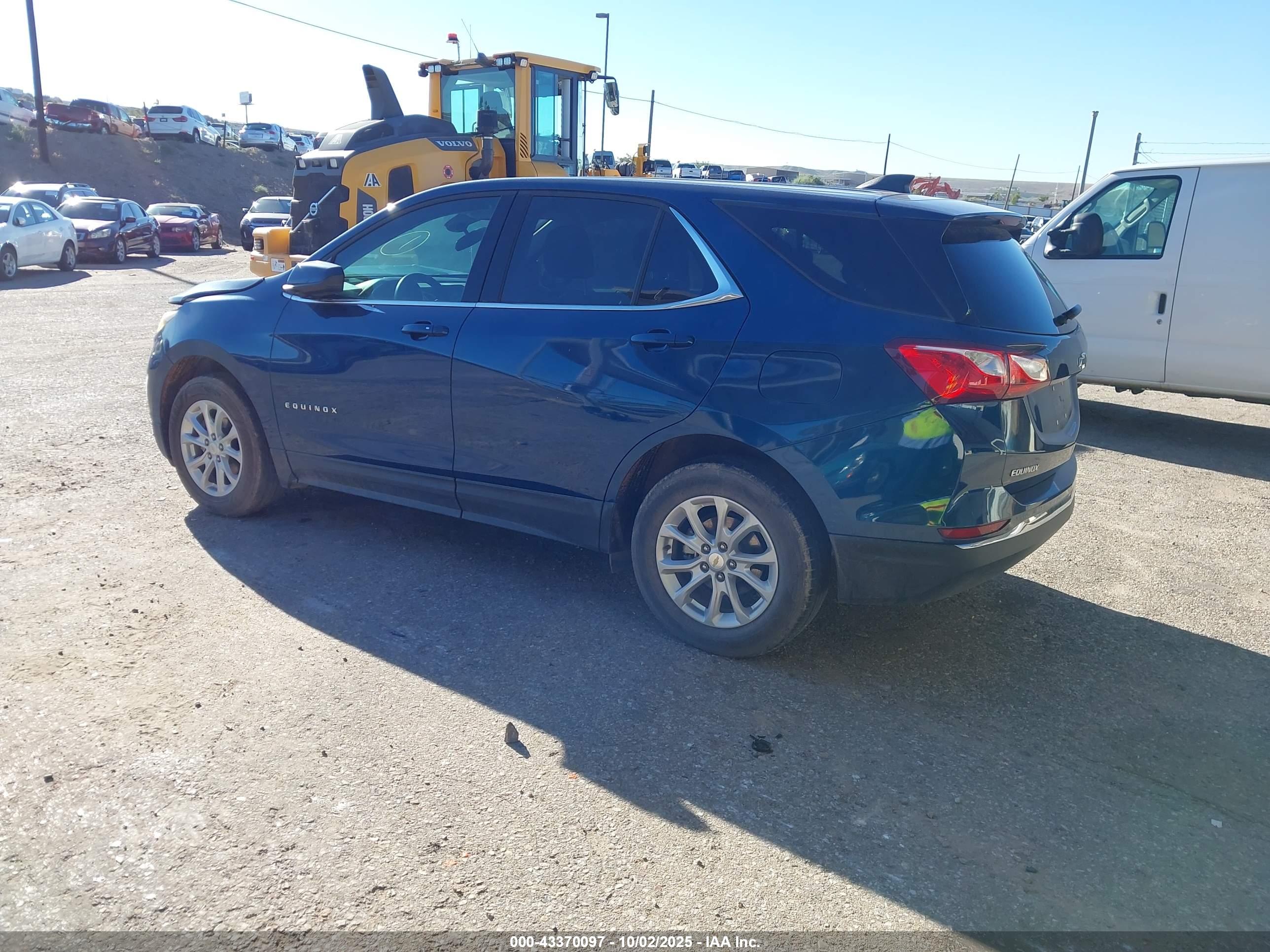 CHEVROLET EQUINOX image 3