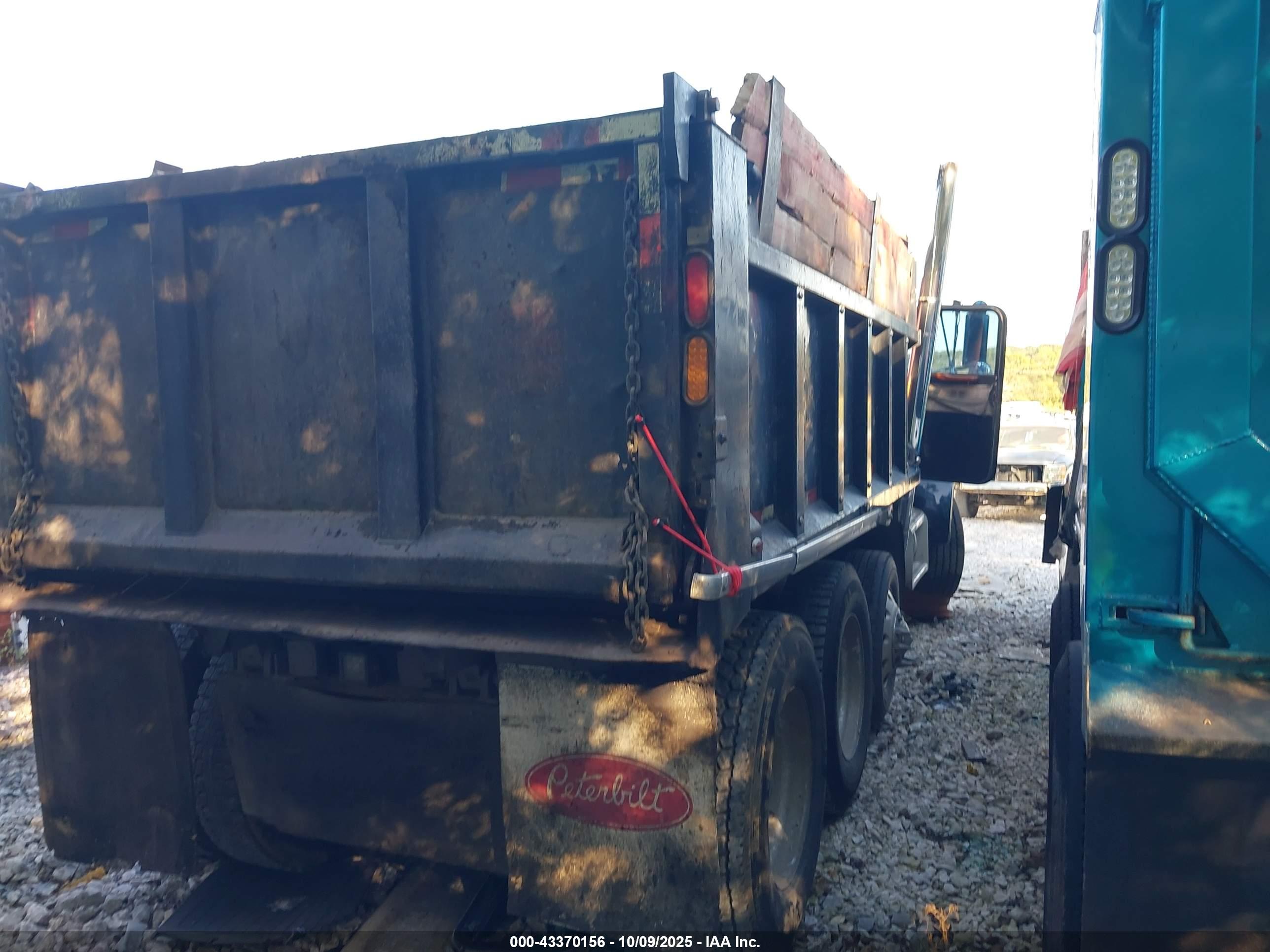 PETERBILT 379 image 4