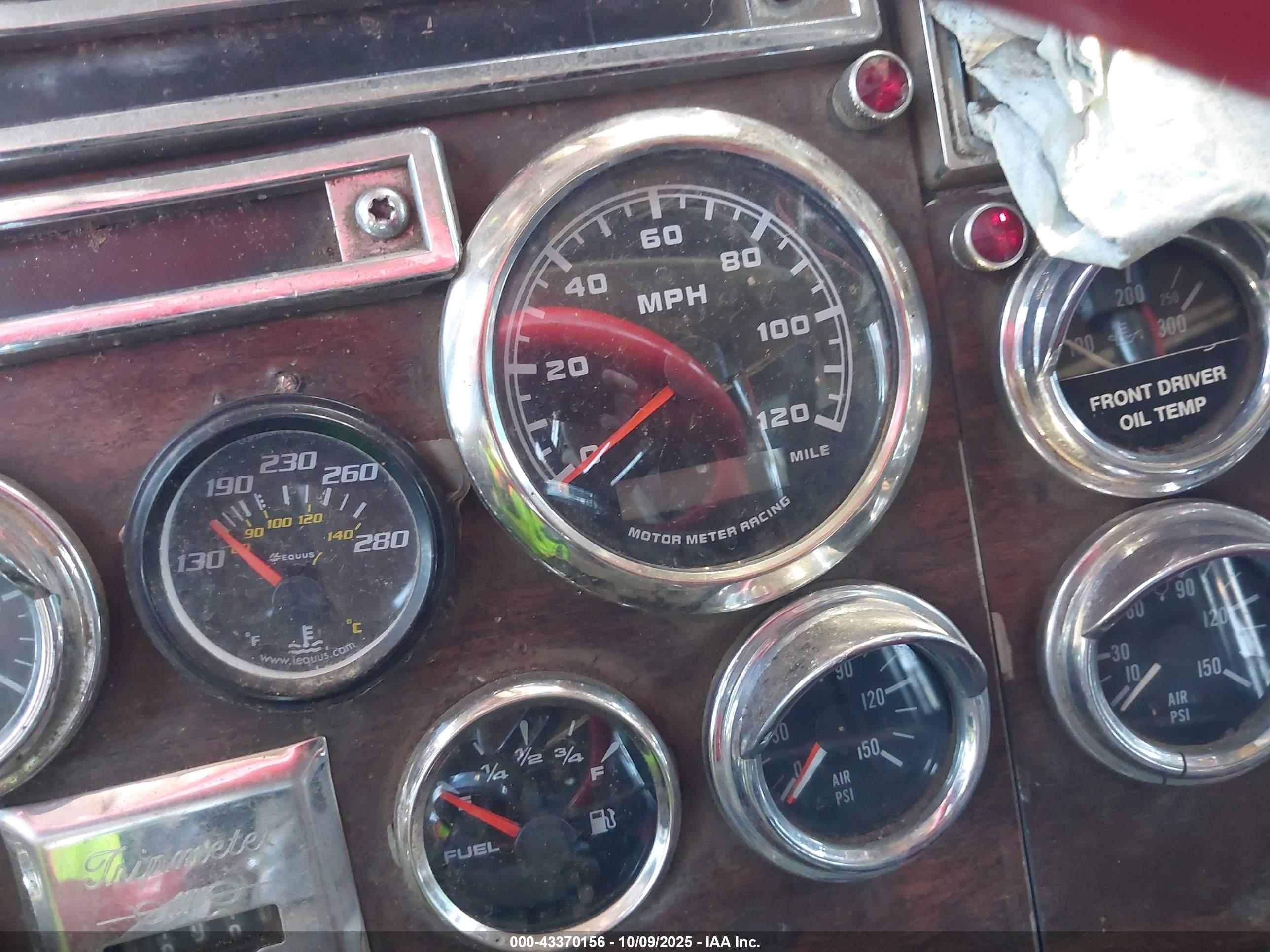 PETERBILT 379 image 6
