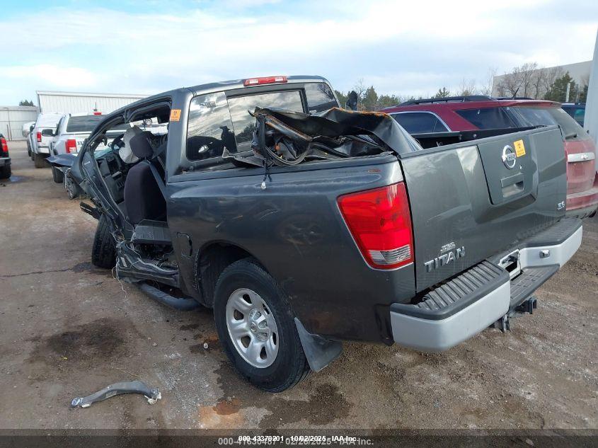 NISSAN TITAN image 3