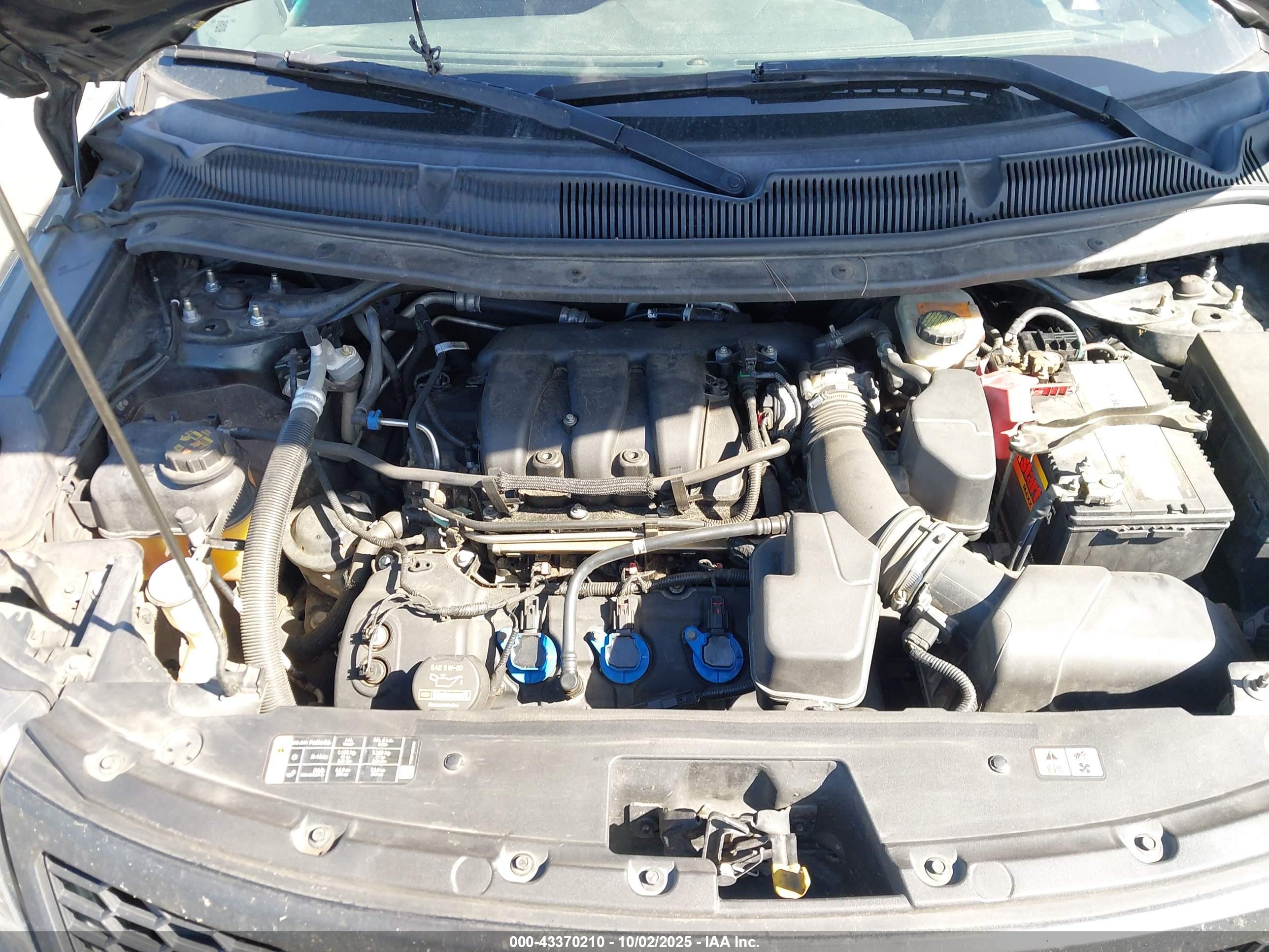 FORD EXPLORER image 10