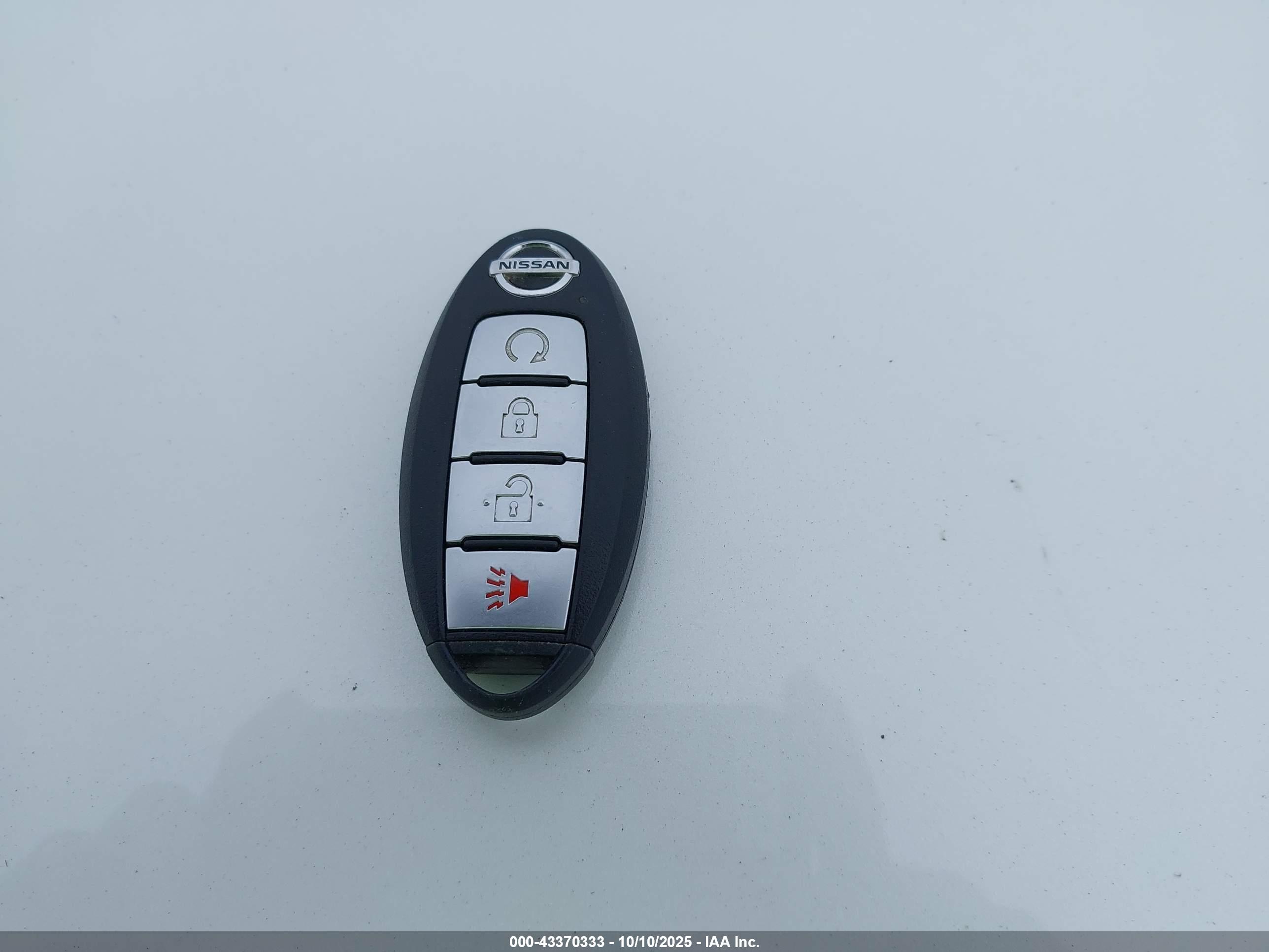 NISSAN KICKS image 11