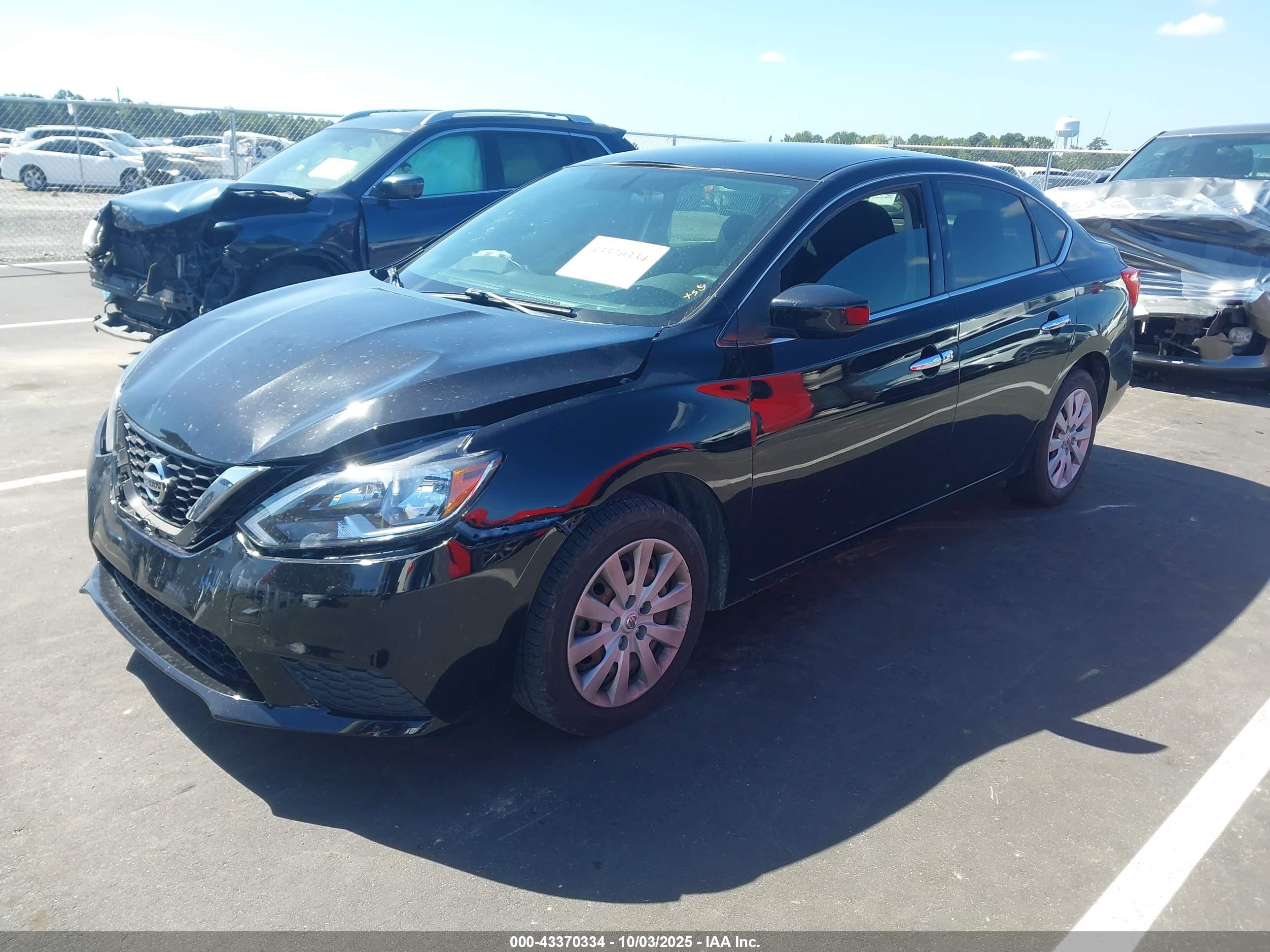 NISSAN SENTRA image 2