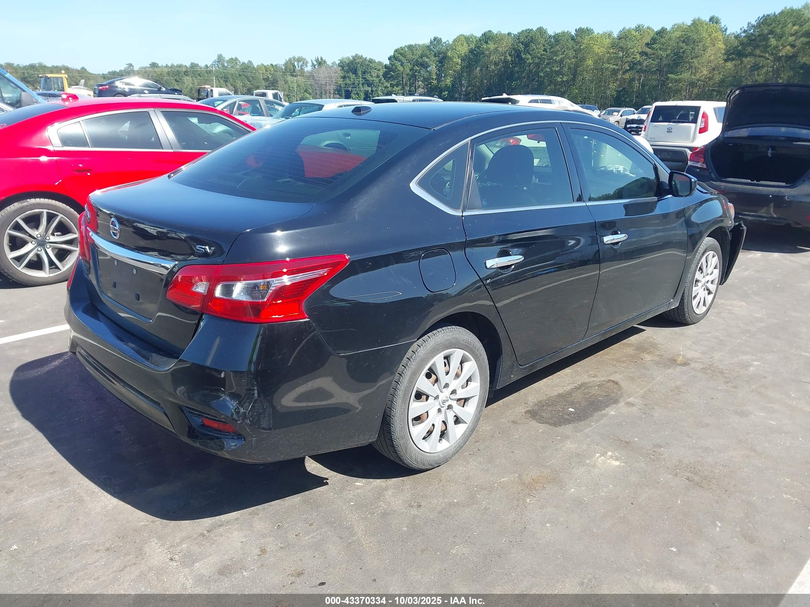 NISSAN SENTRA image 4