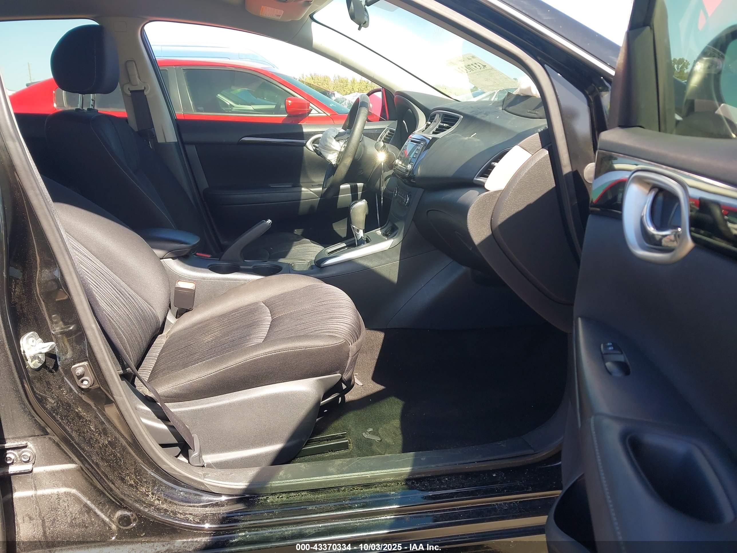 NISSAN SENTRA image 5