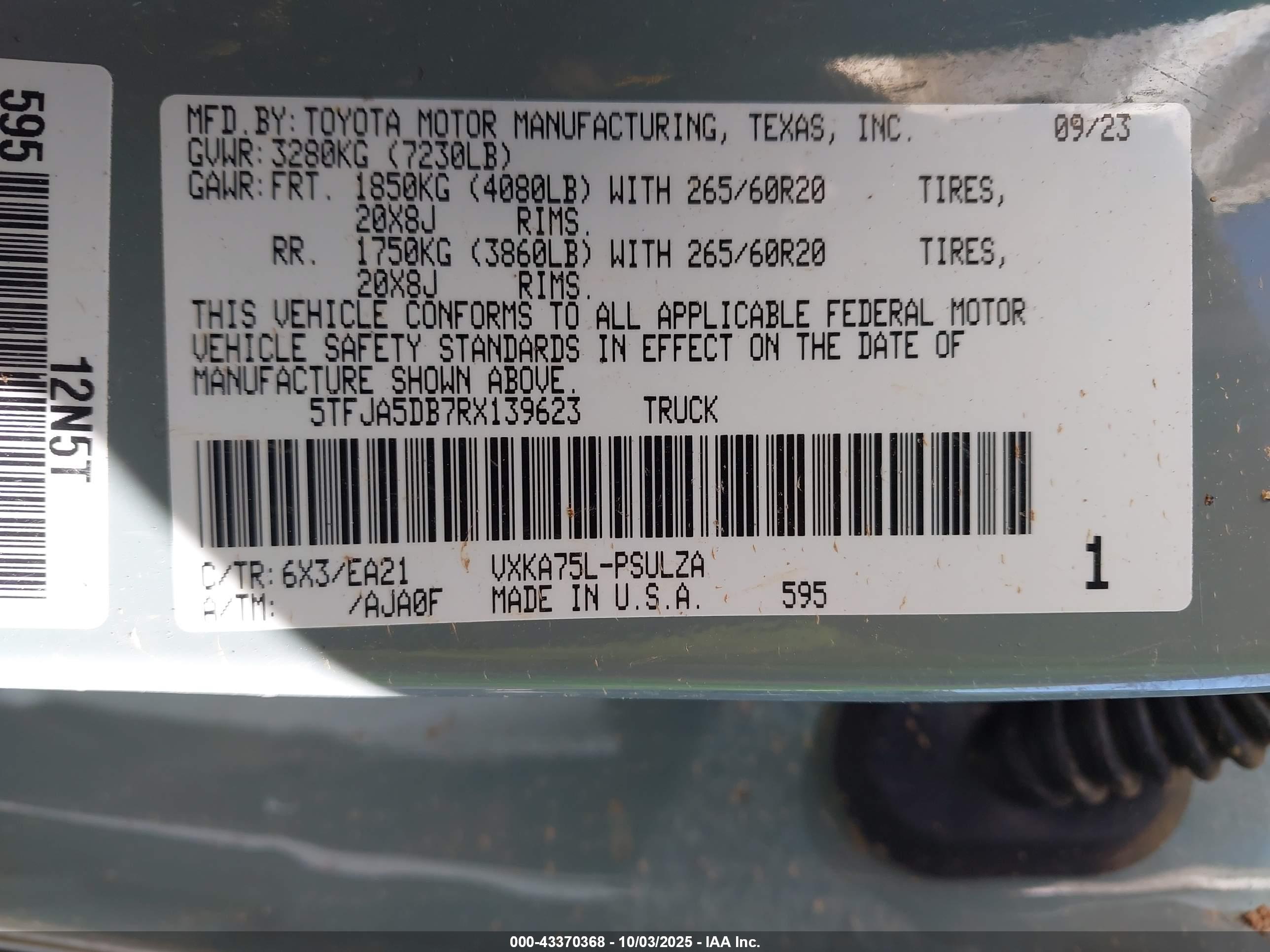 TOYOTA TUNDRA image 9