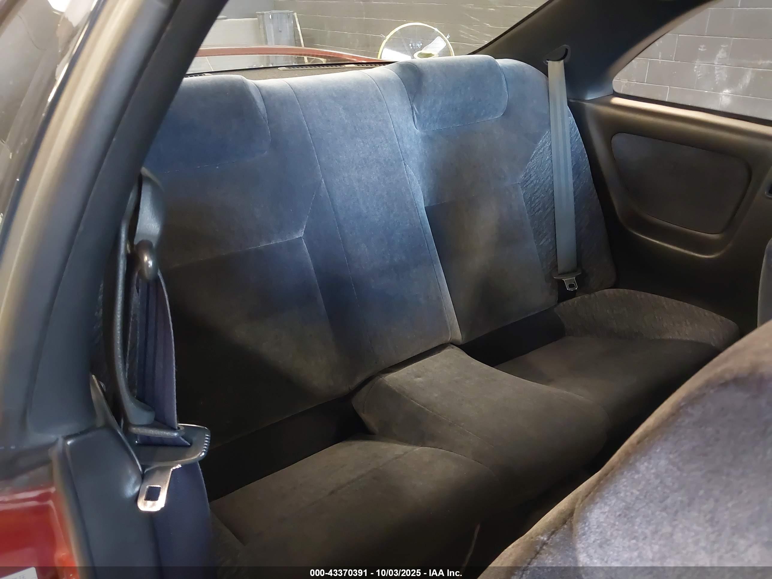 NISSAN SKYLINE image 8