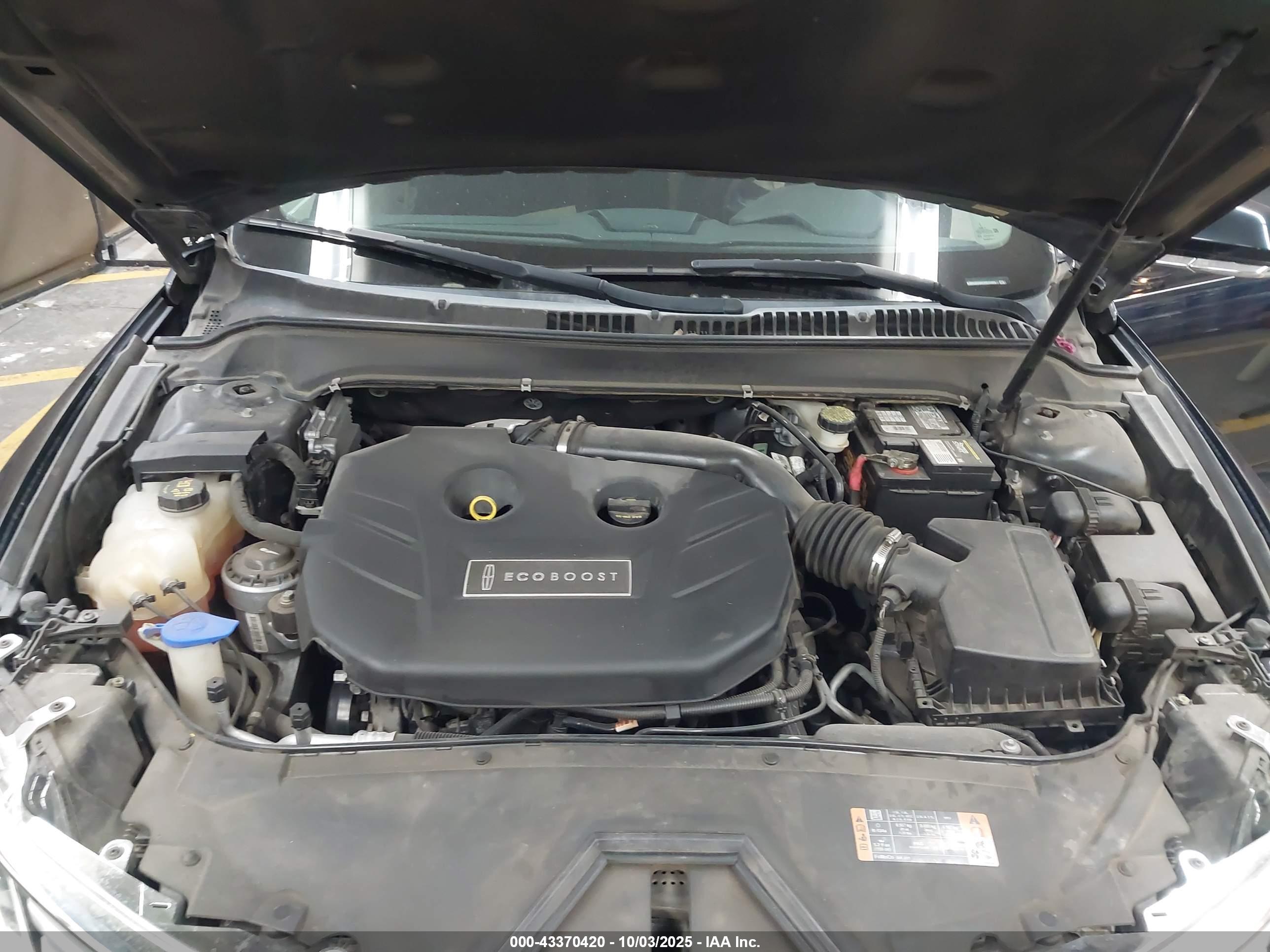 LINCOLN MKZ image 10