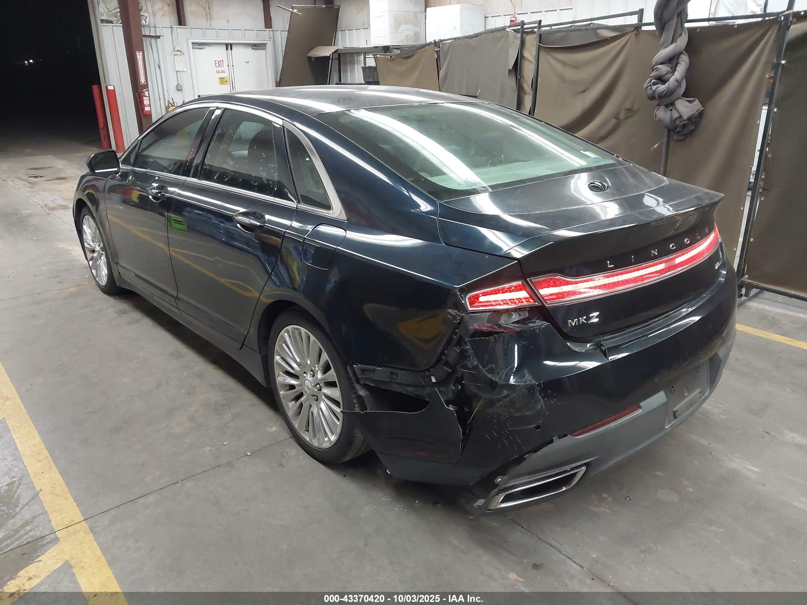 LINCOLN MKZ image 3