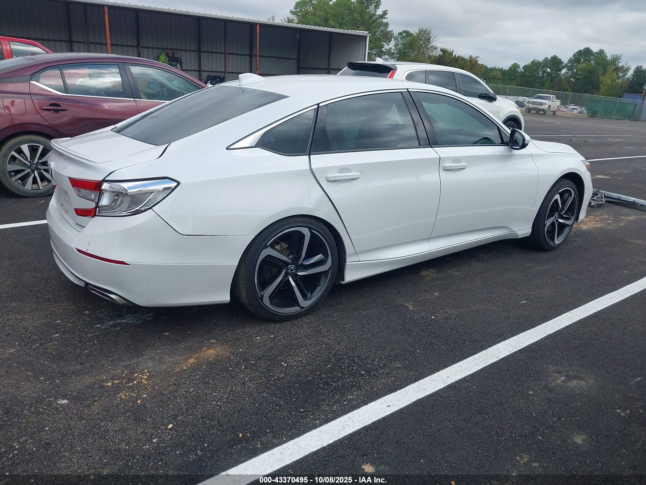 HONDA ACCORD image 4