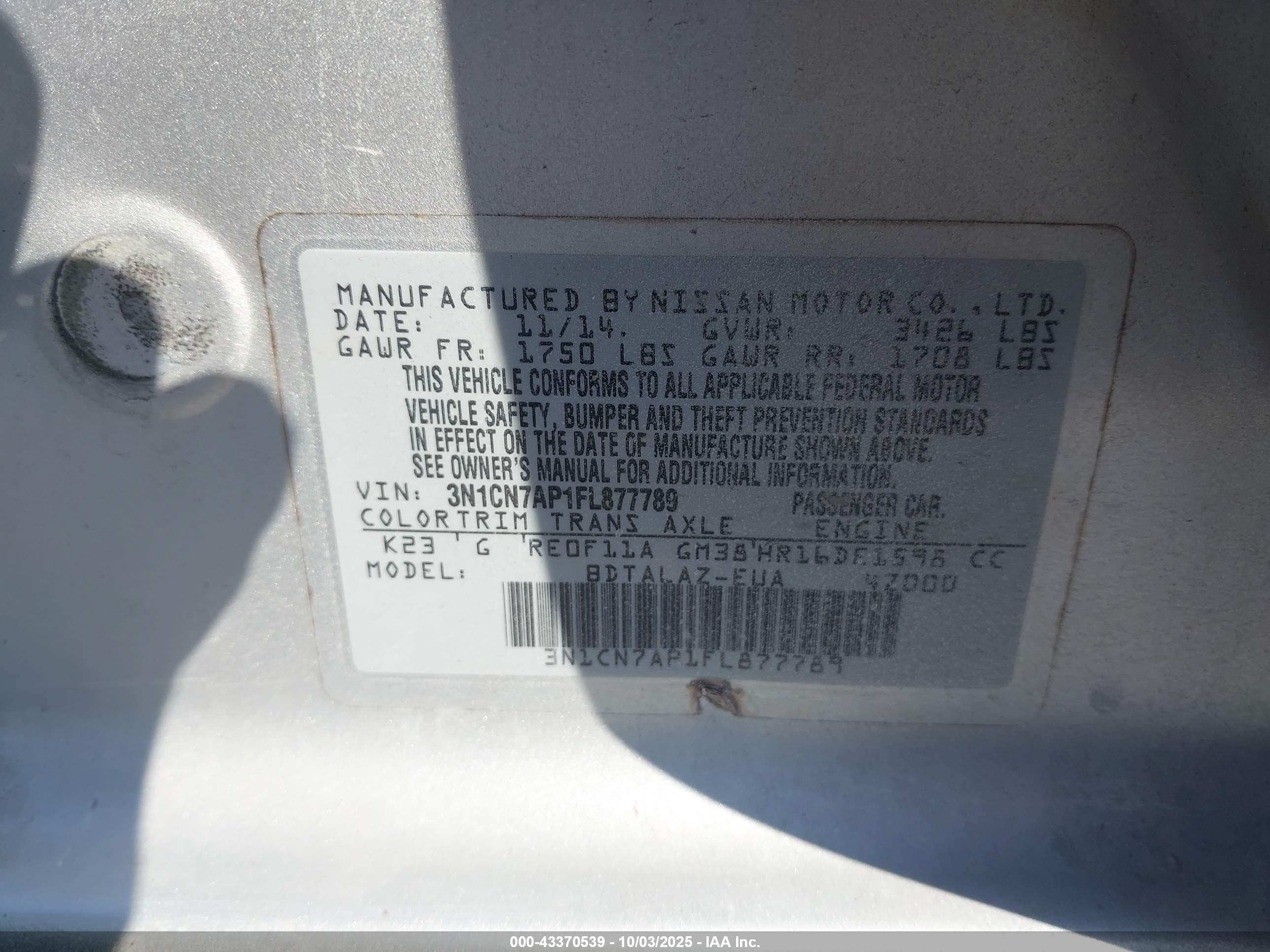 NISSAN VERSA image 9