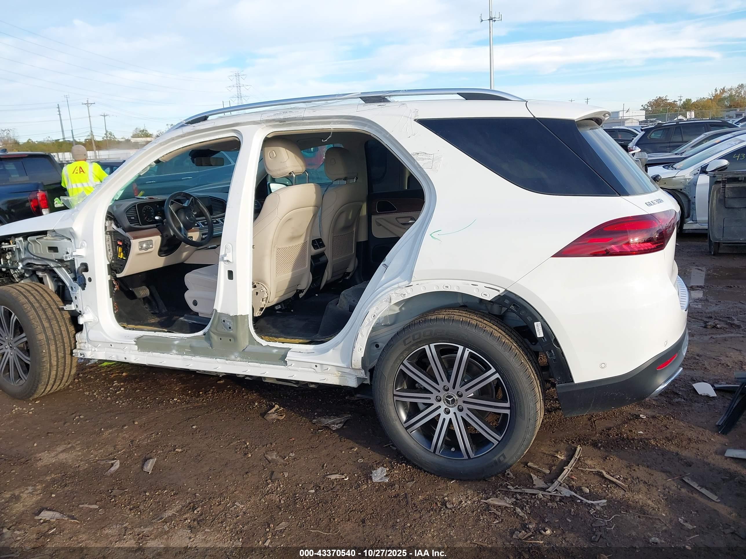 MERCEDES-BENZ GLE image 6