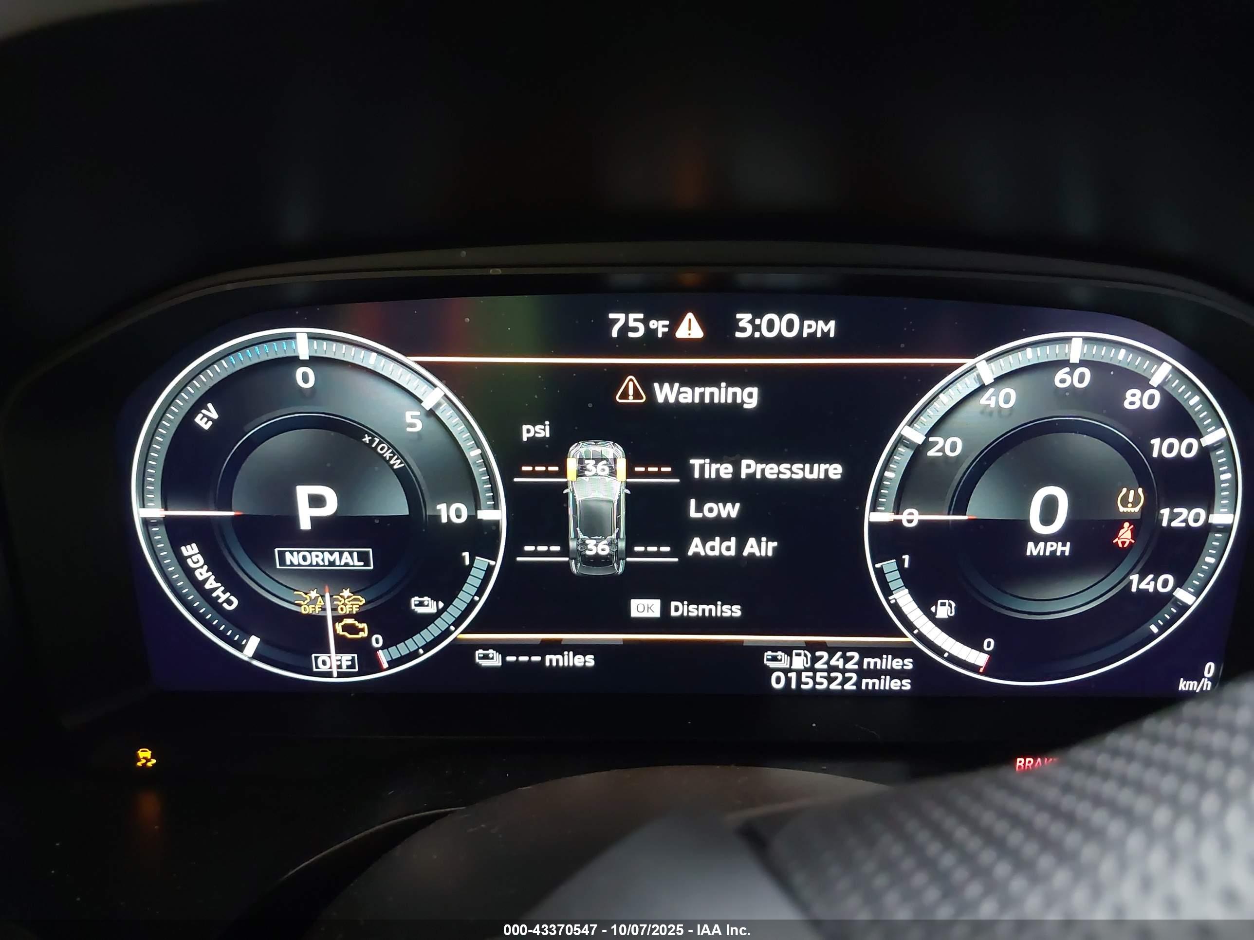 MITSUBISHI OUTLANDER image 7