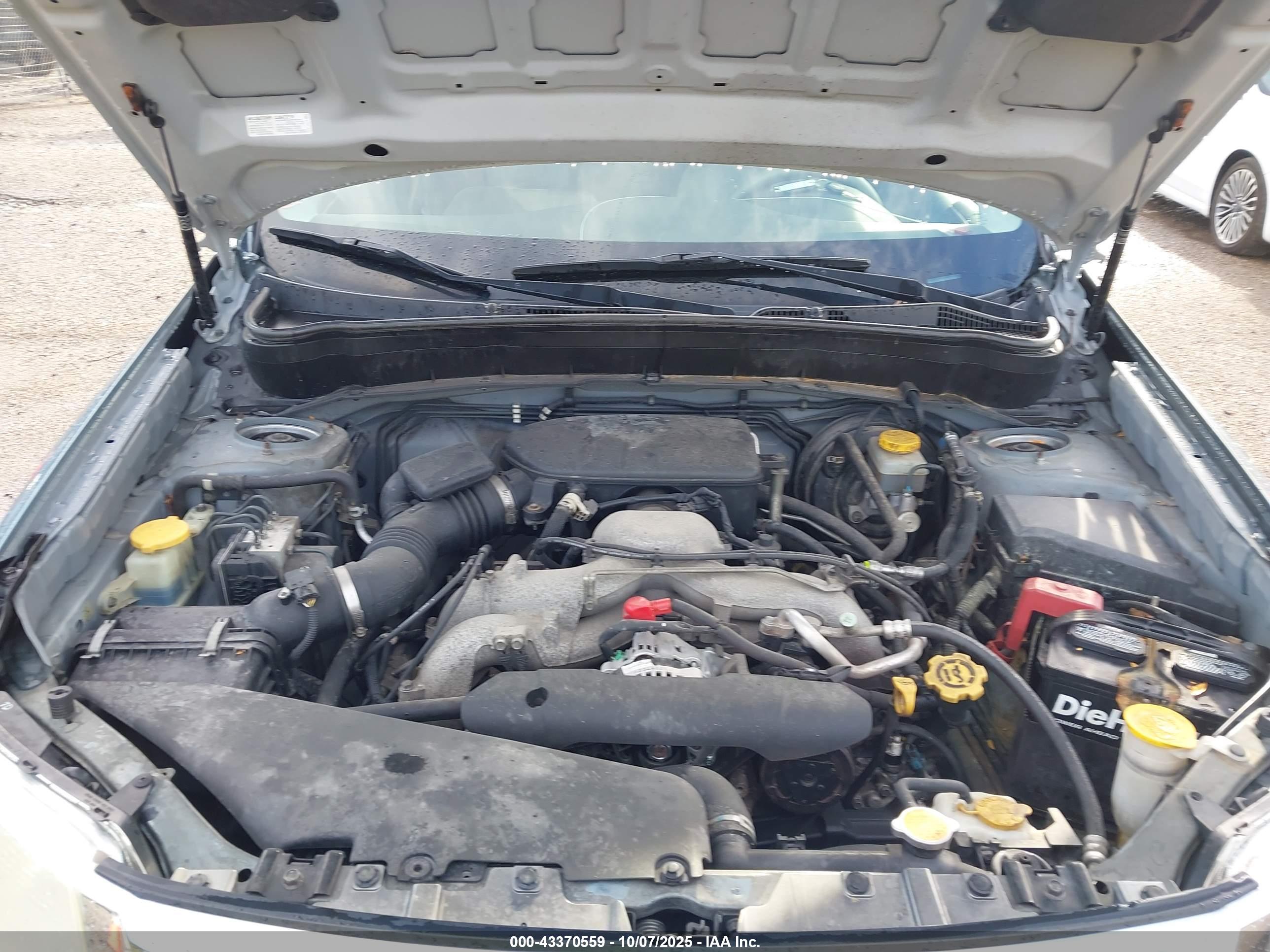 SUBARU FORESTER image 10