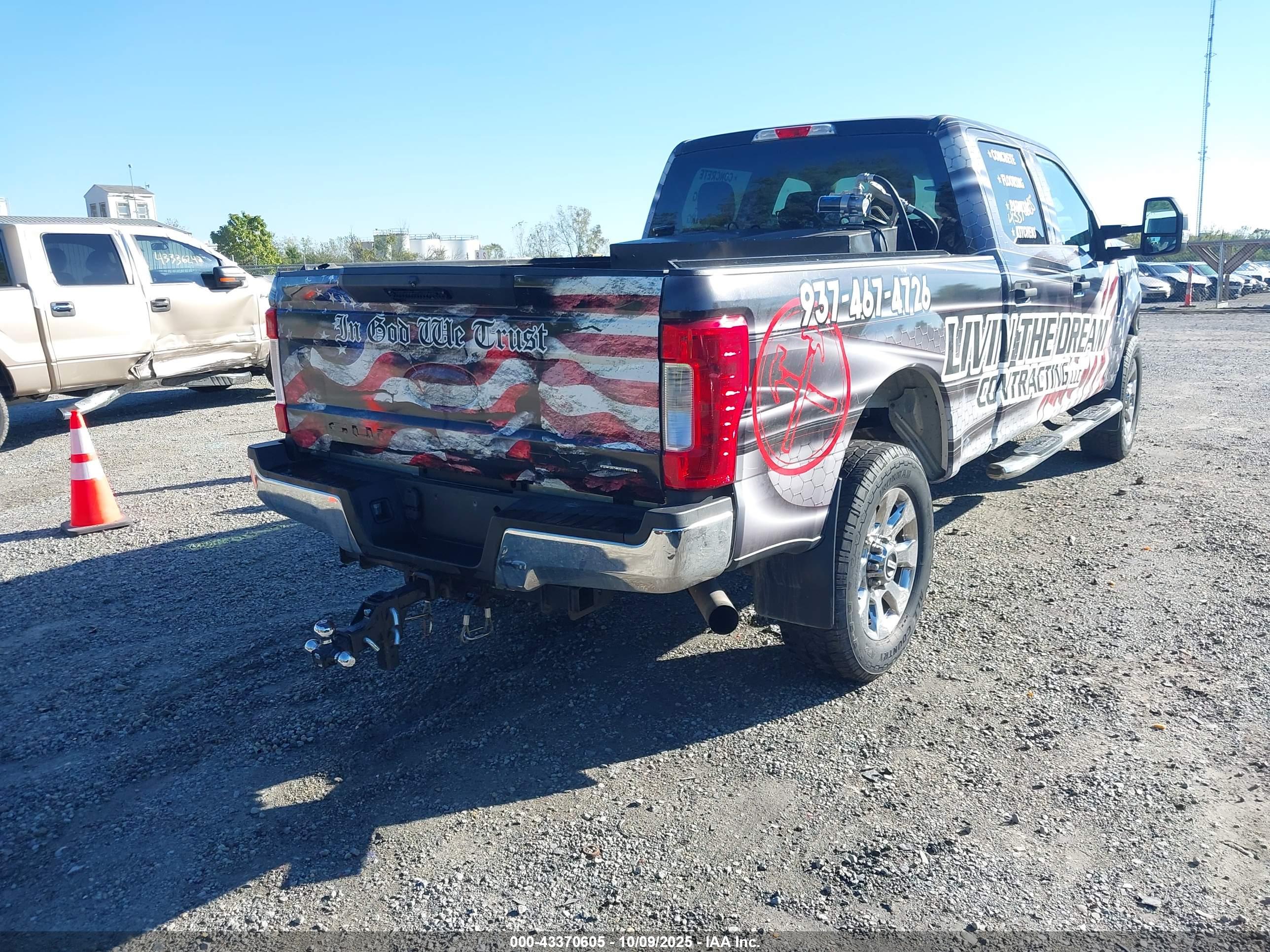 FORD F-250 image 4