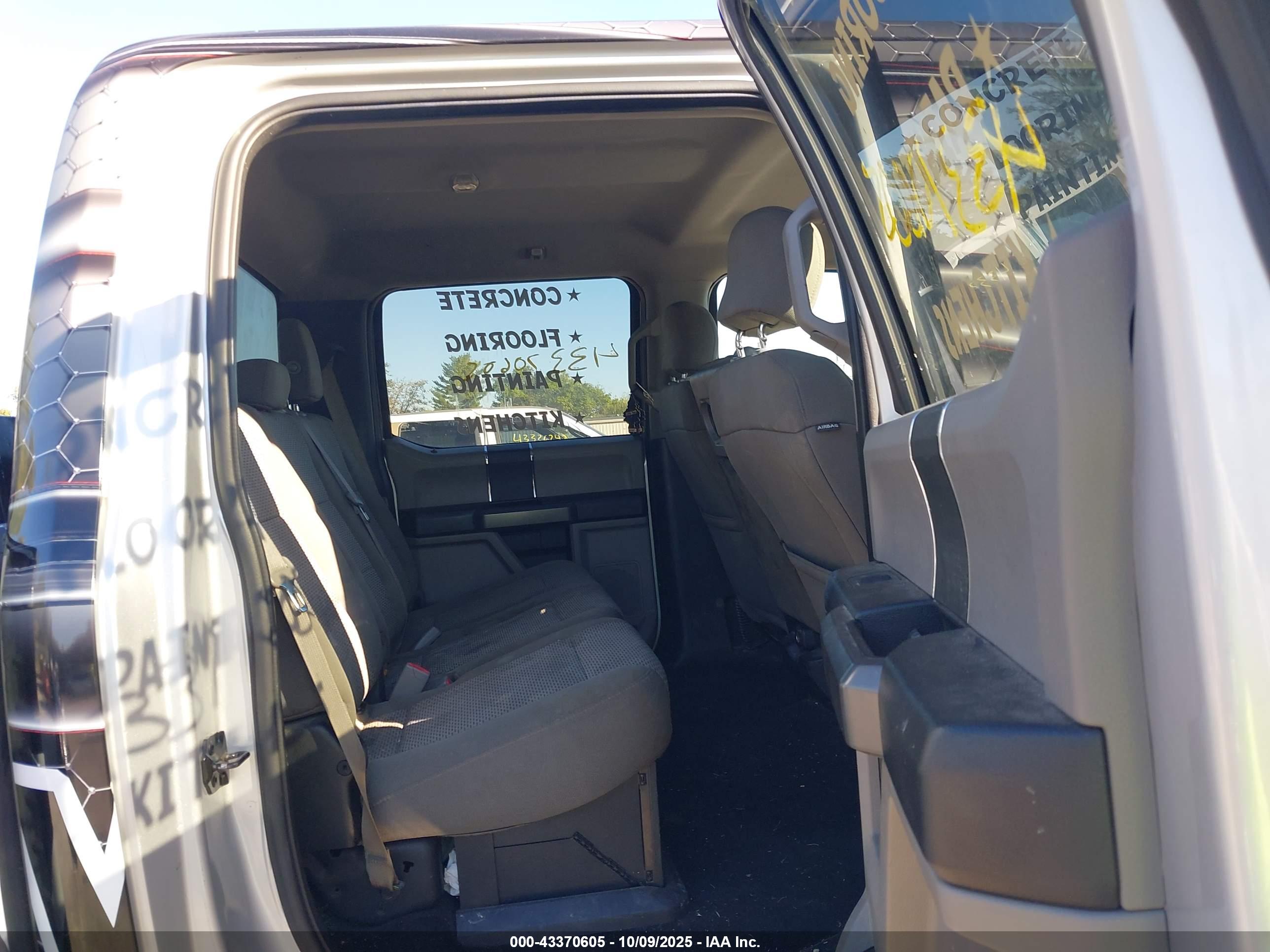 FORD F-250 image 8