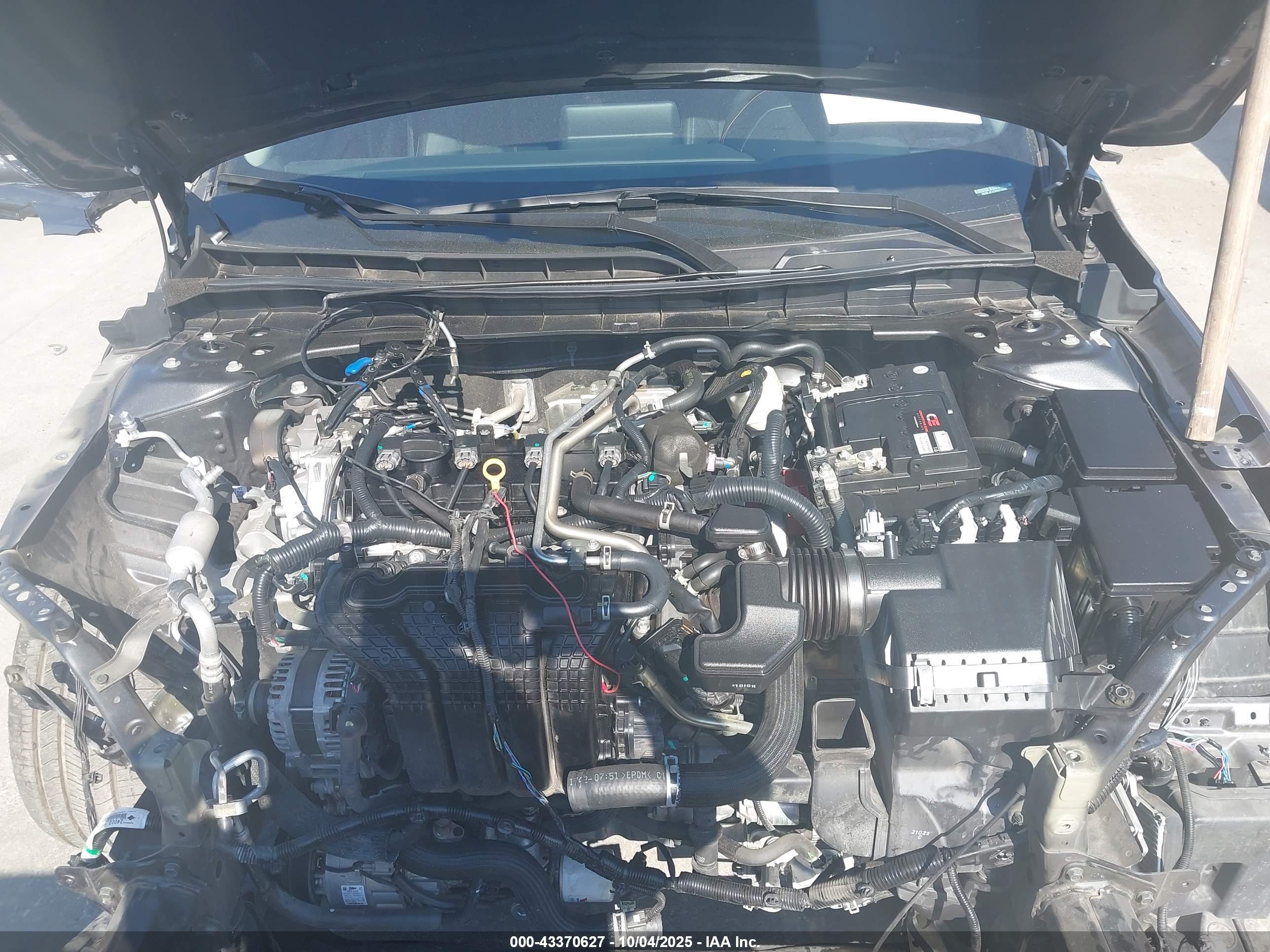 NISSAN ALTIMA image 10