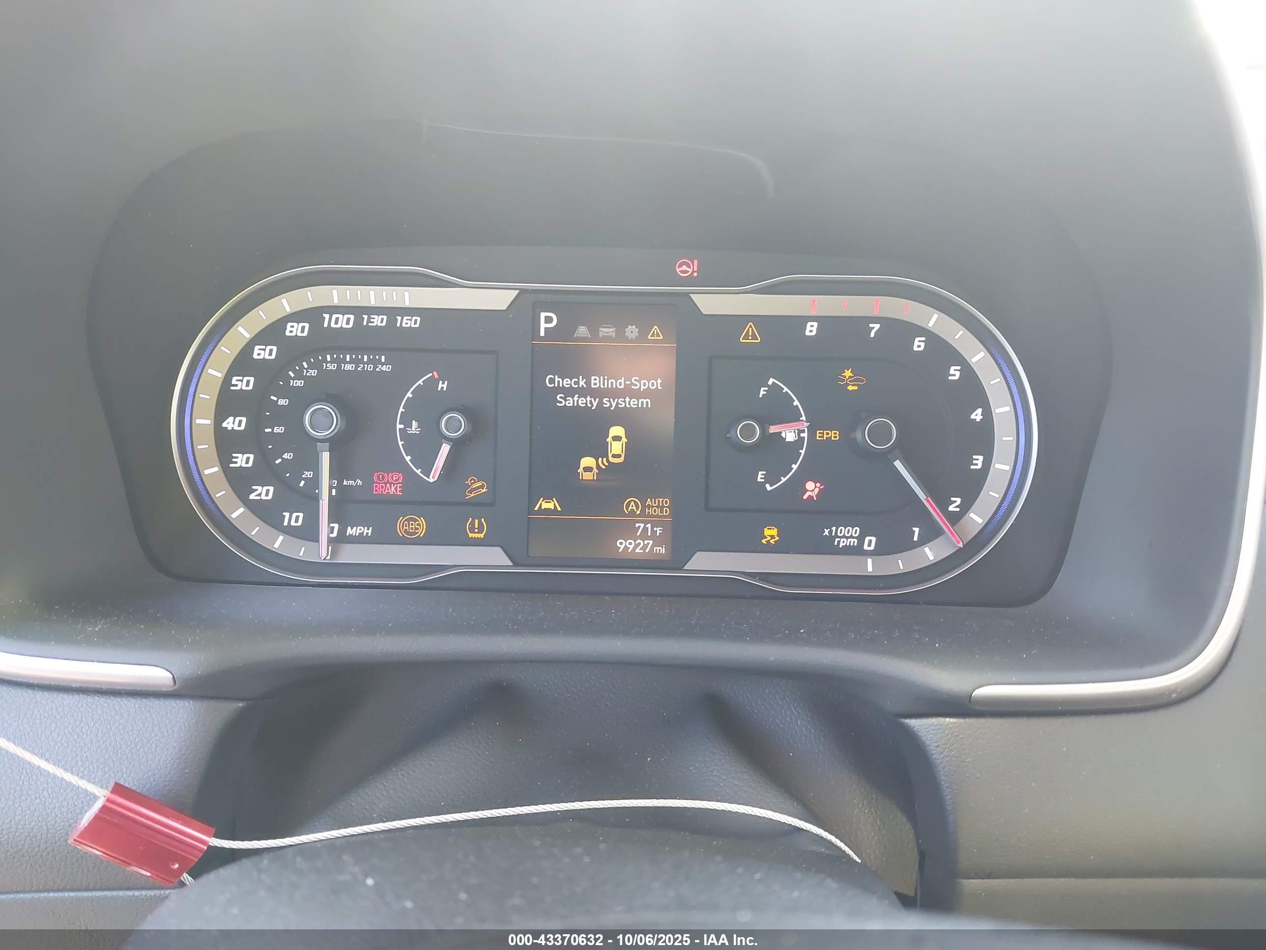 HYUNDAI TUCSON image 7
