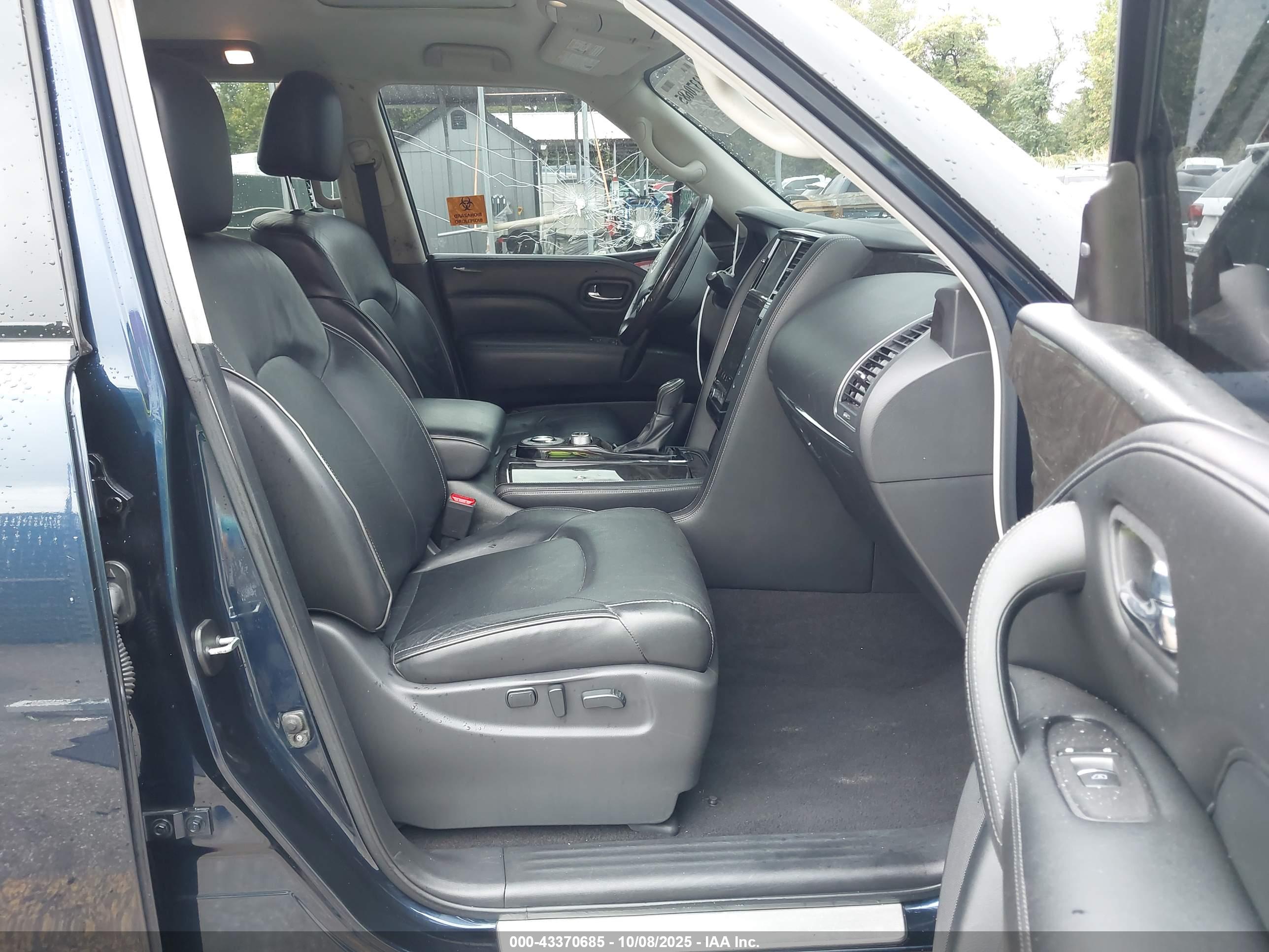 INFINITI QX80 image 5