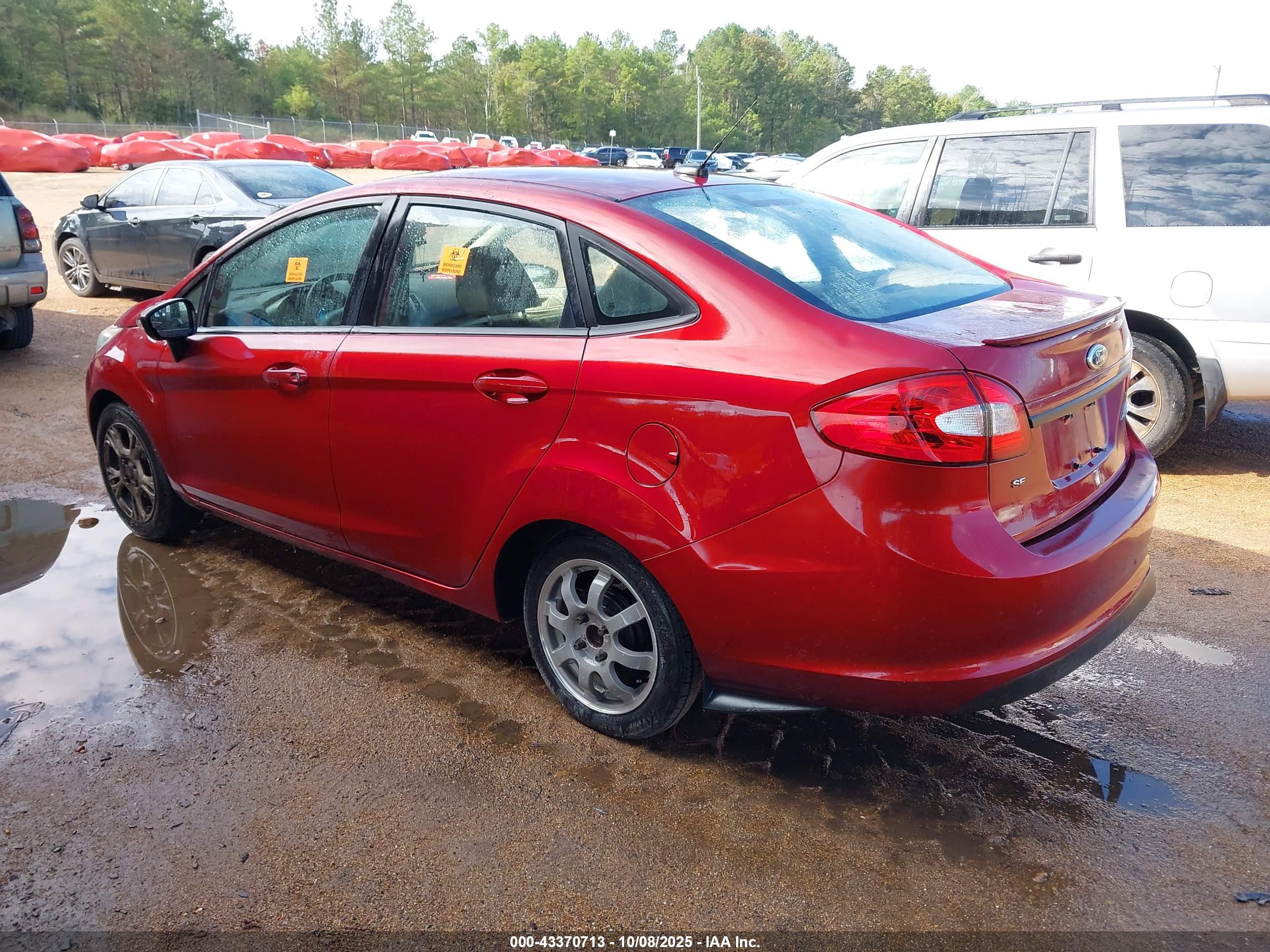 FORD FIESTA image 3