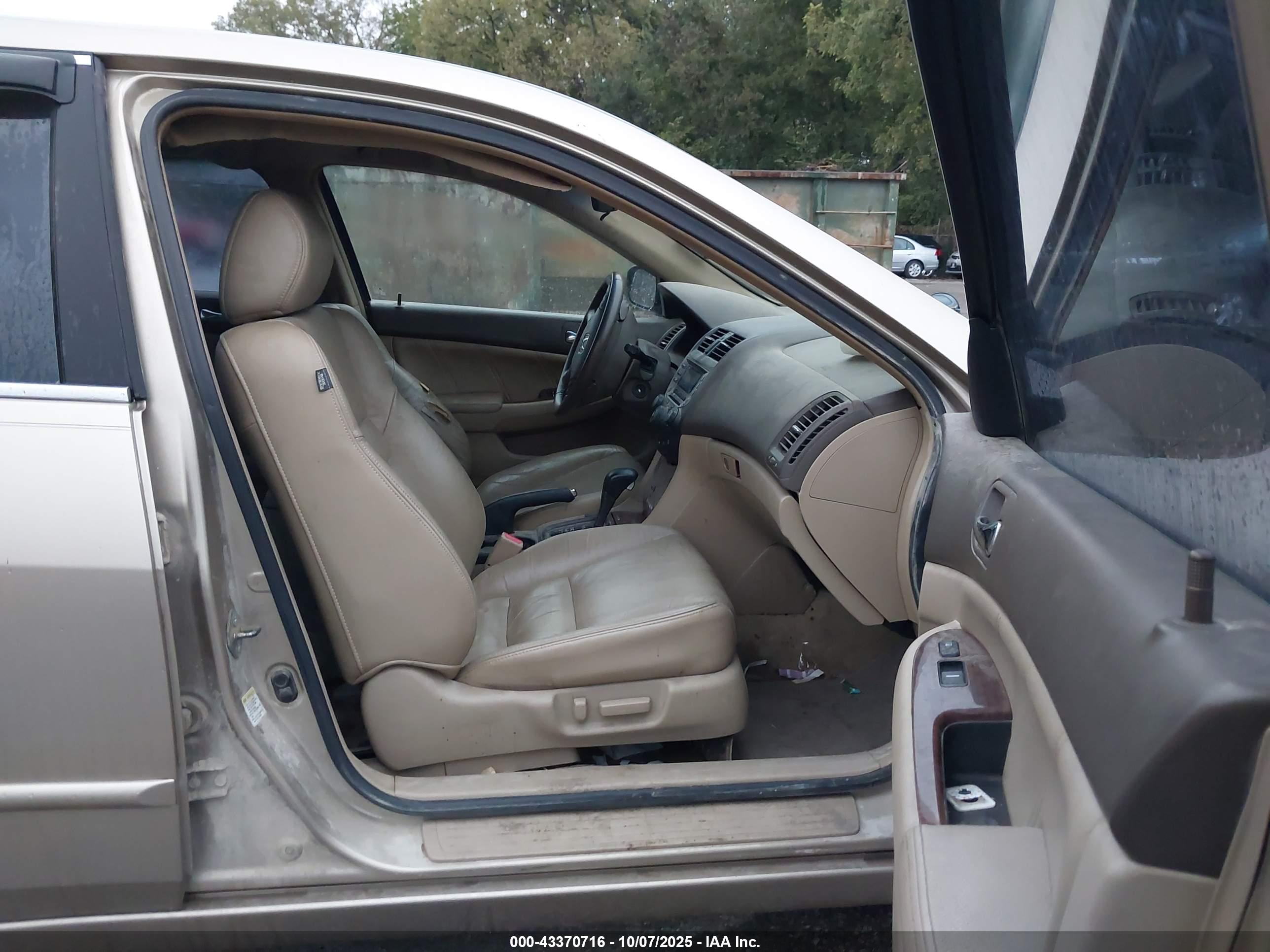 HONDA ACCORD image 5